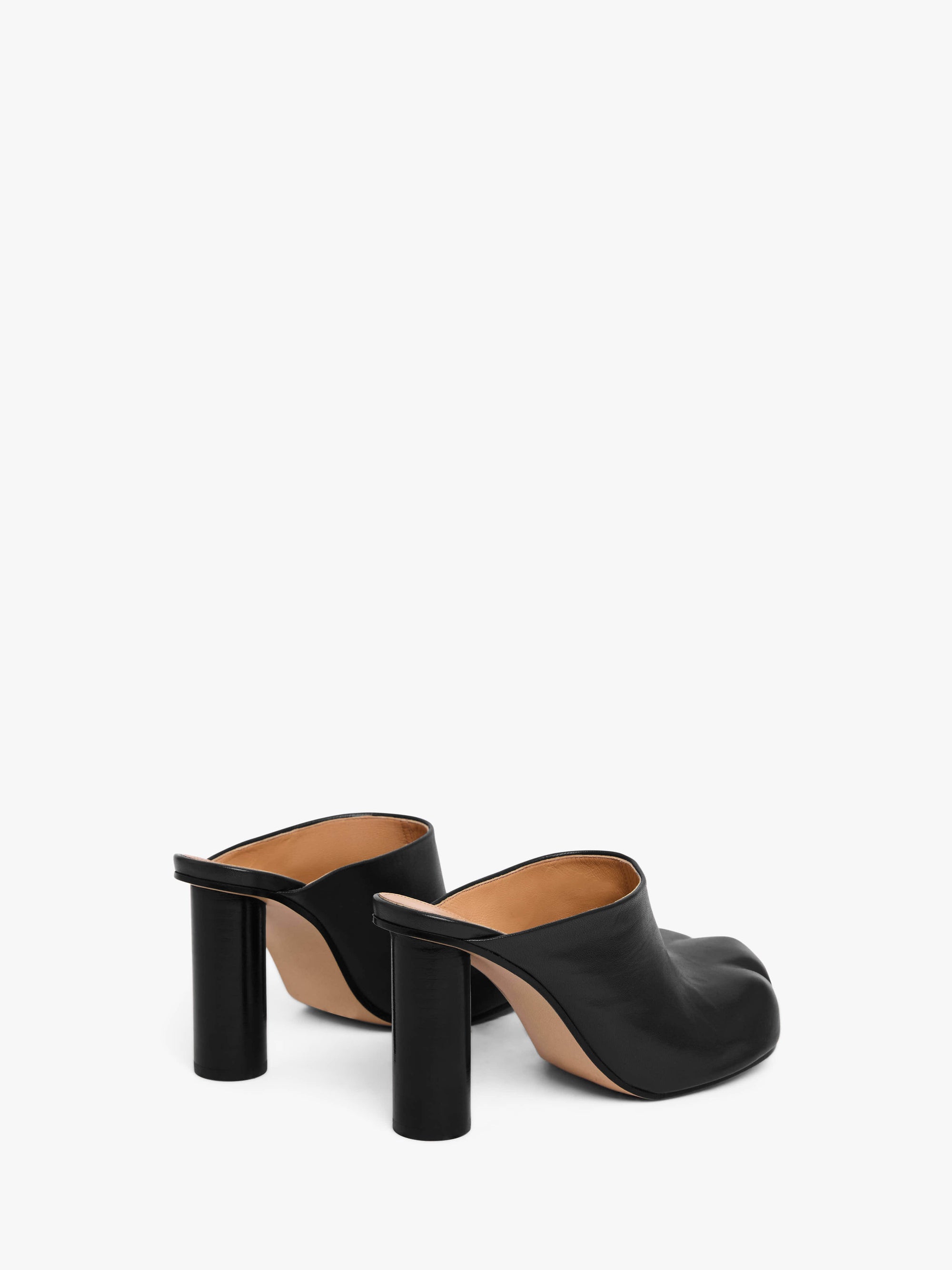 PAW HEEL MULE