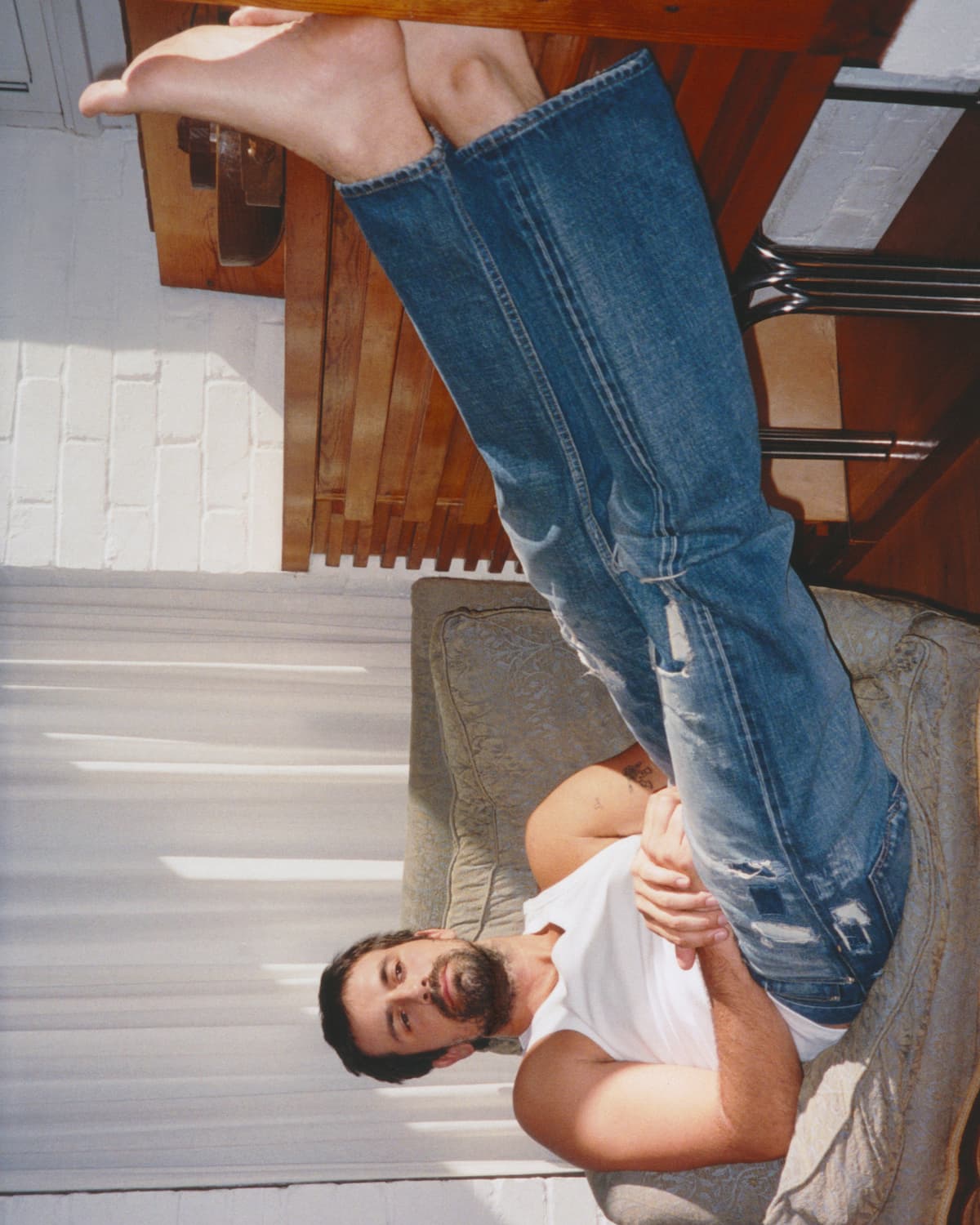 MENS STRAIGHT LEG DENIM JEANS IN DARK-BLUE