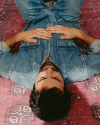 MENS DENIM OVERSHIRT IN MID BLUE