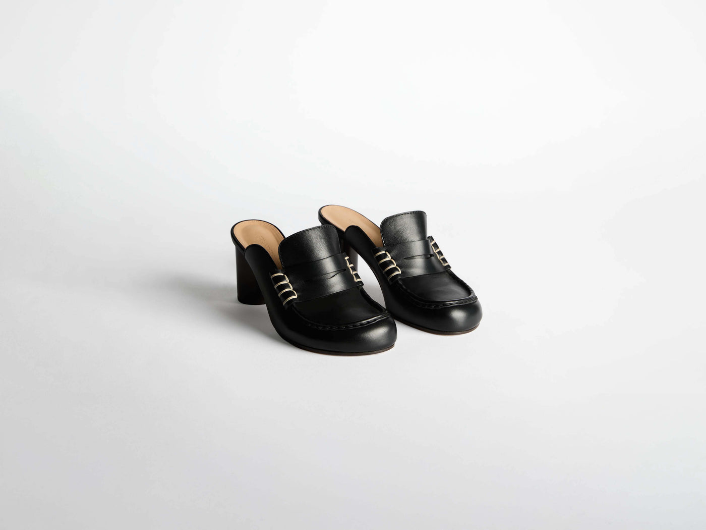 loafer close toe sandal black Product Angle 1