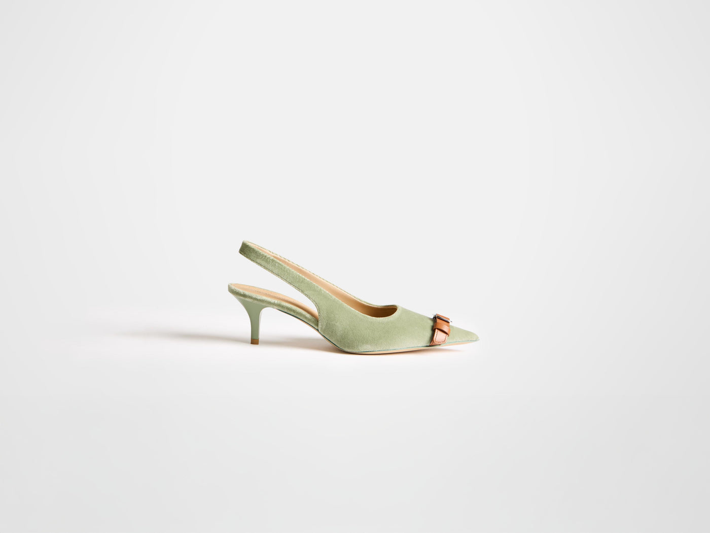 buckle sling back w artichoke Product Side 3