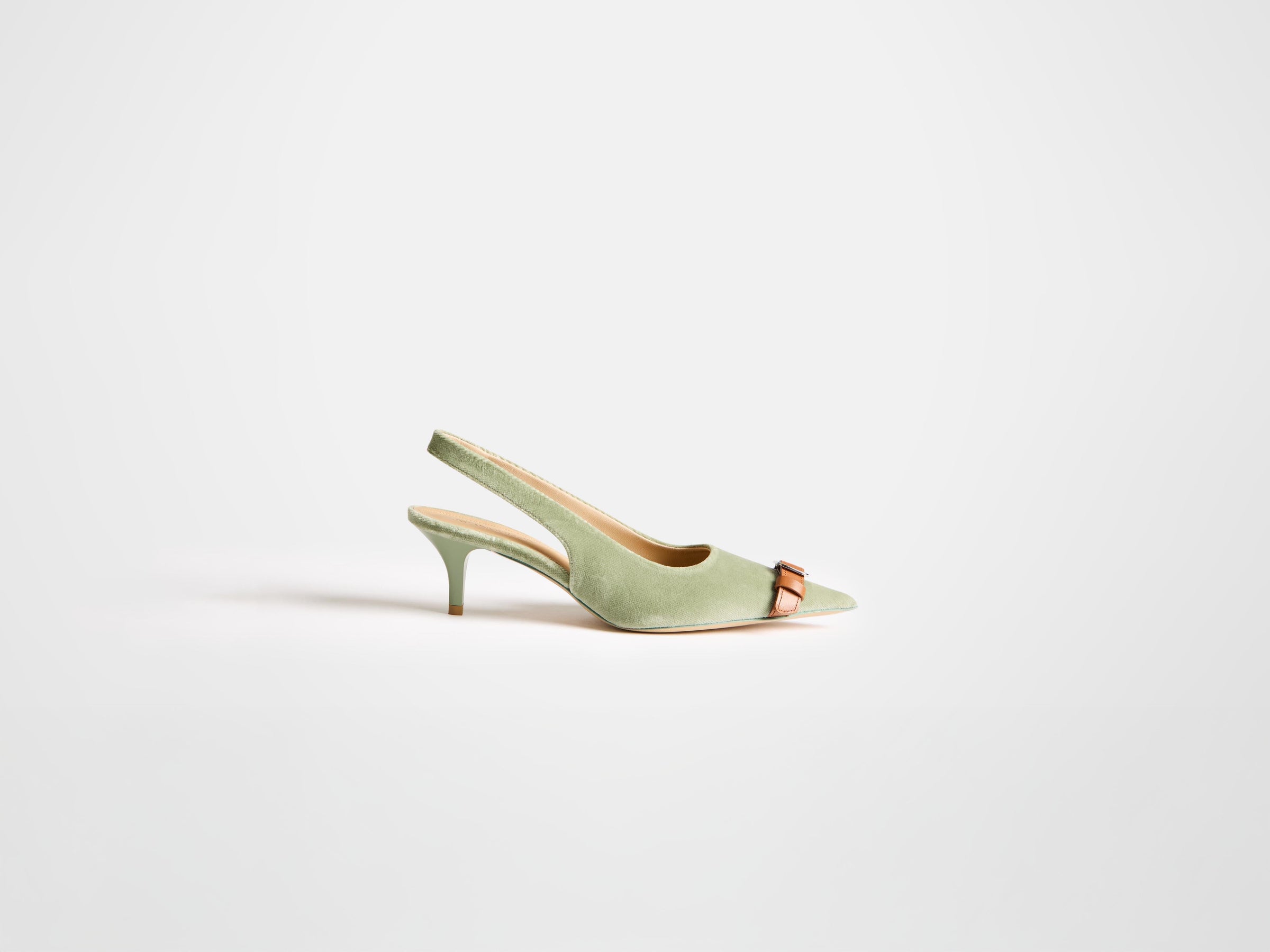 buckle sling back w artichoke Product Side 3