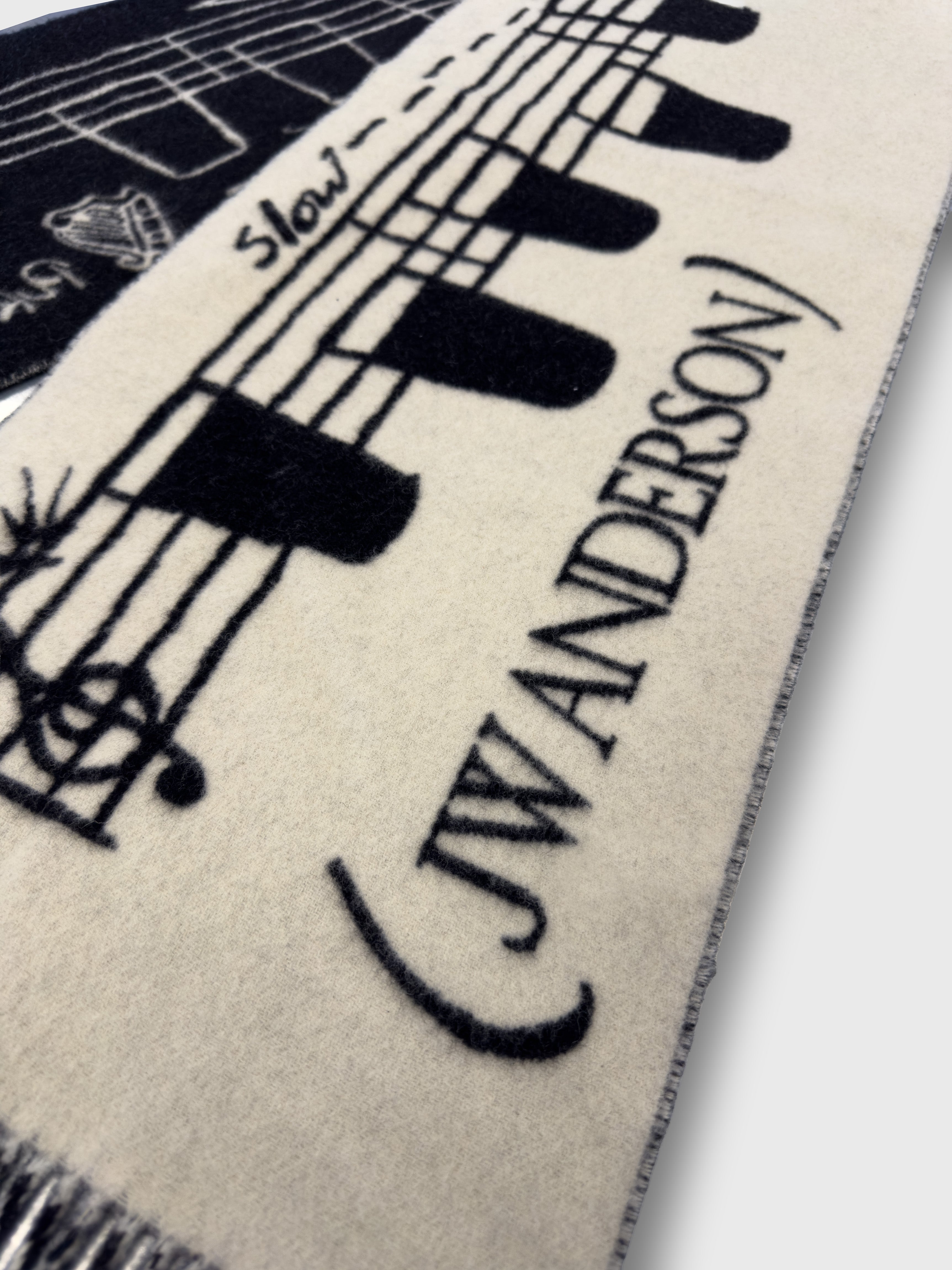 Unisex JW ANDERSON X GUINNESS SMOOTH TEMPO SCARF IN CREAM & BLACK