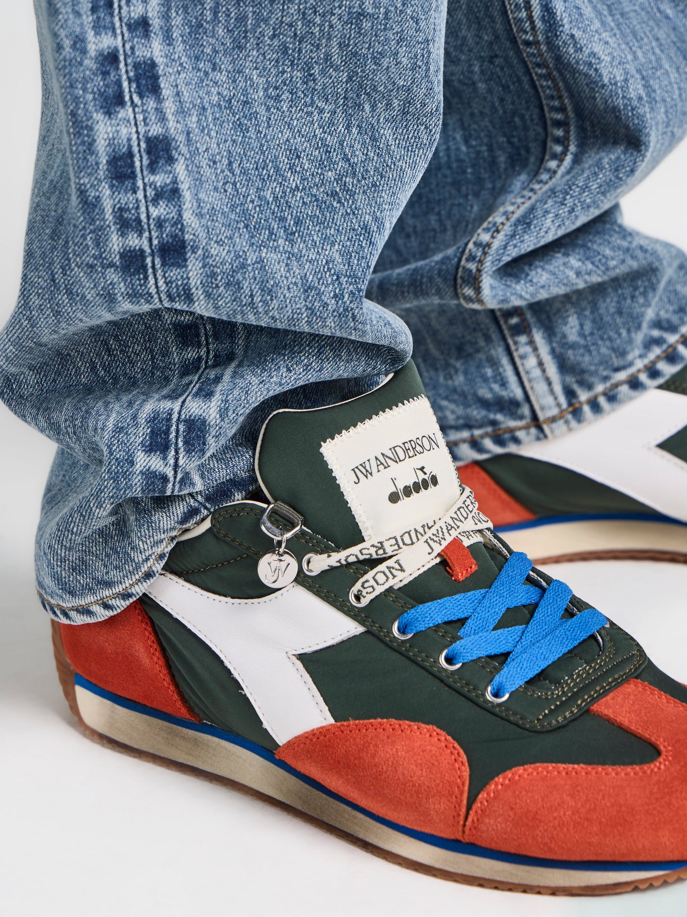 MENS JW ANDERSON X DIADORA EQUIPE TRAINERS IN  GREEN NIGHT