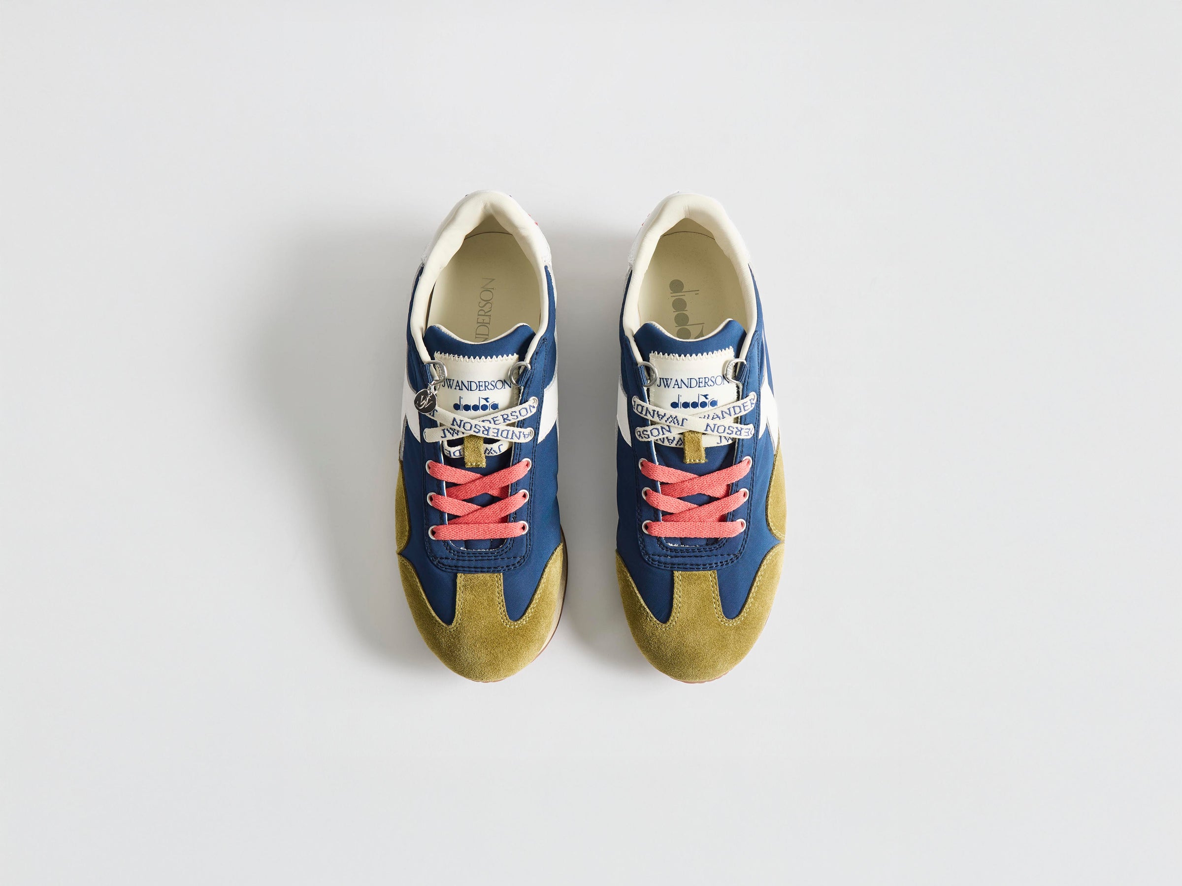 MENS JW ANDERSON X DIADORA EQUIPE TRAINERS IN NAVY-PEONY