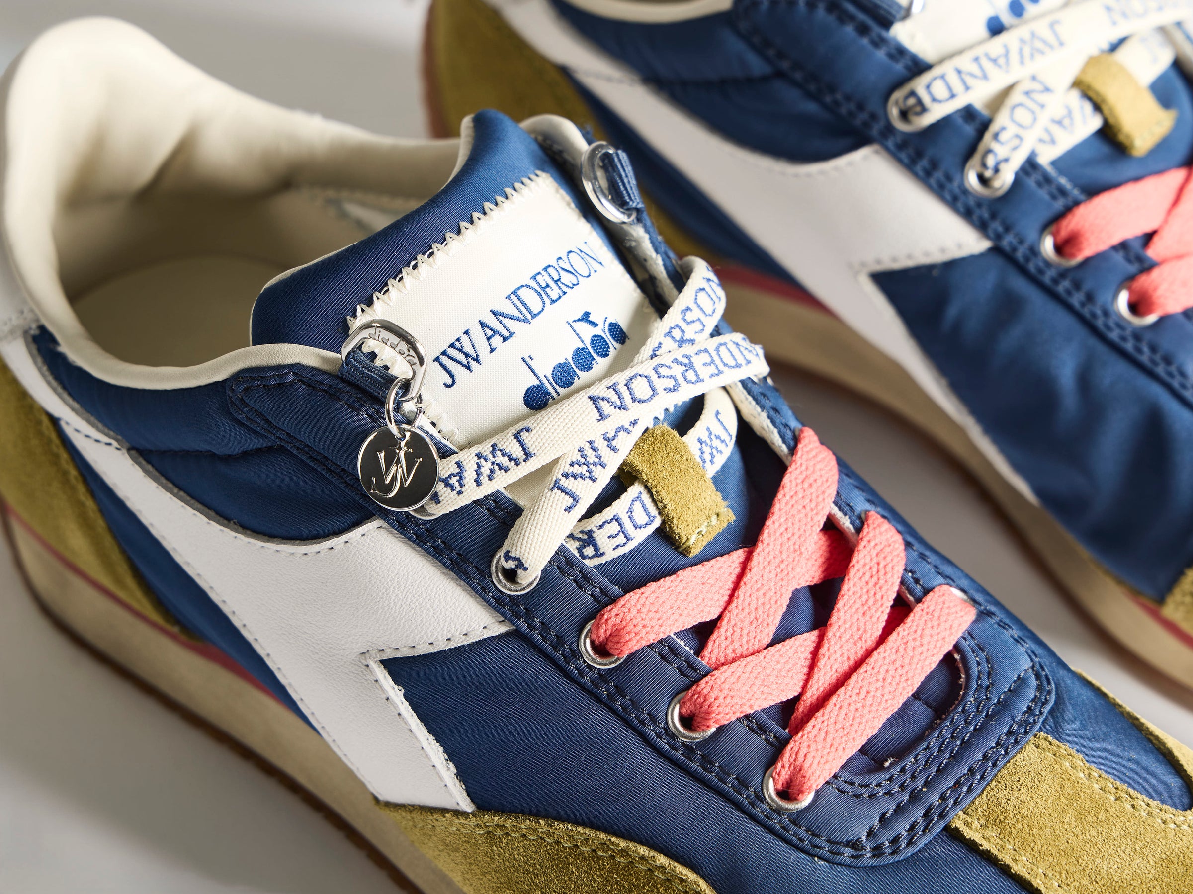 MENS JW ANDERSON X DIADORA EQUIPE TRAINERS IN NAVY-PEONY