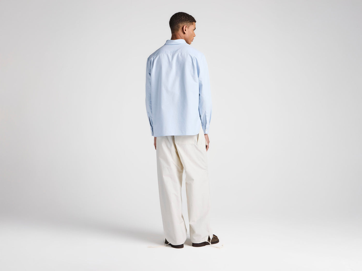 MENS CLASSIC SHIRT IN PALE BLUE