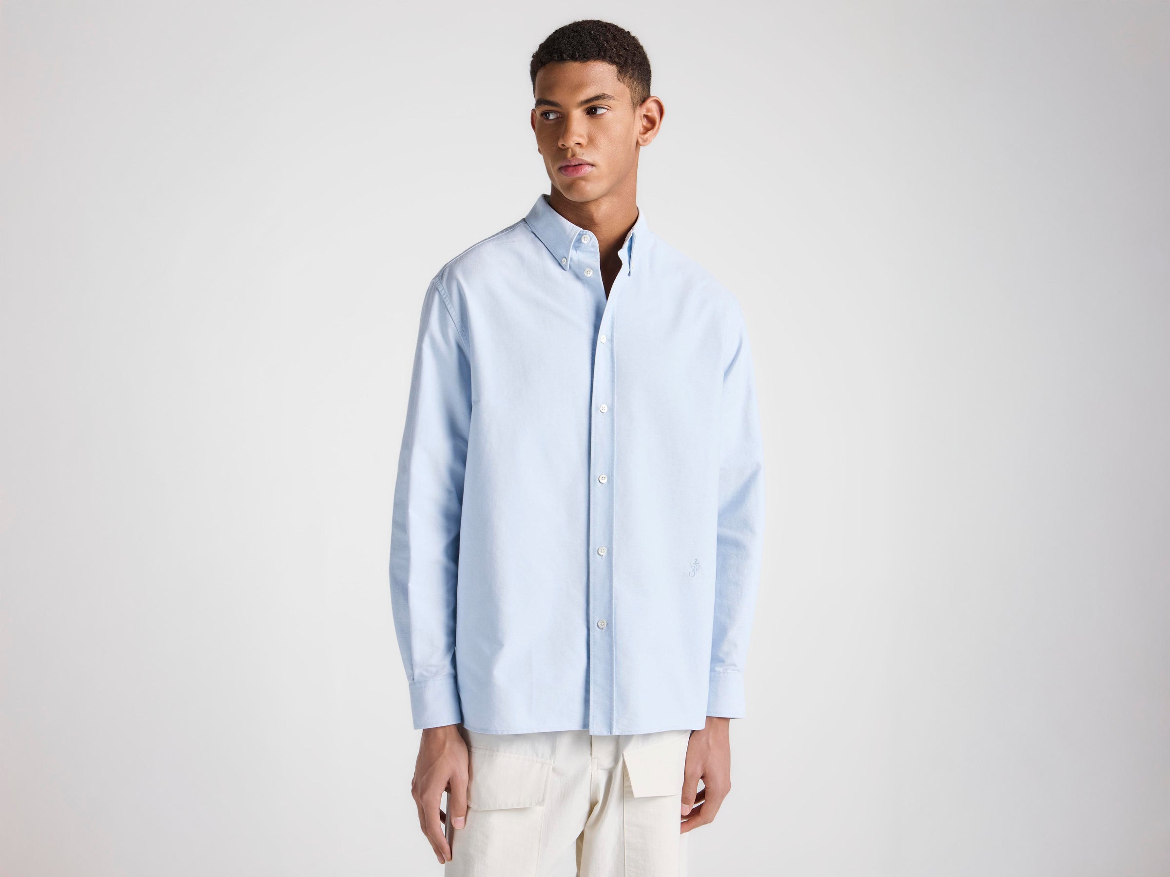 MENS CLASSIC SHIRT IN PALE BLUE