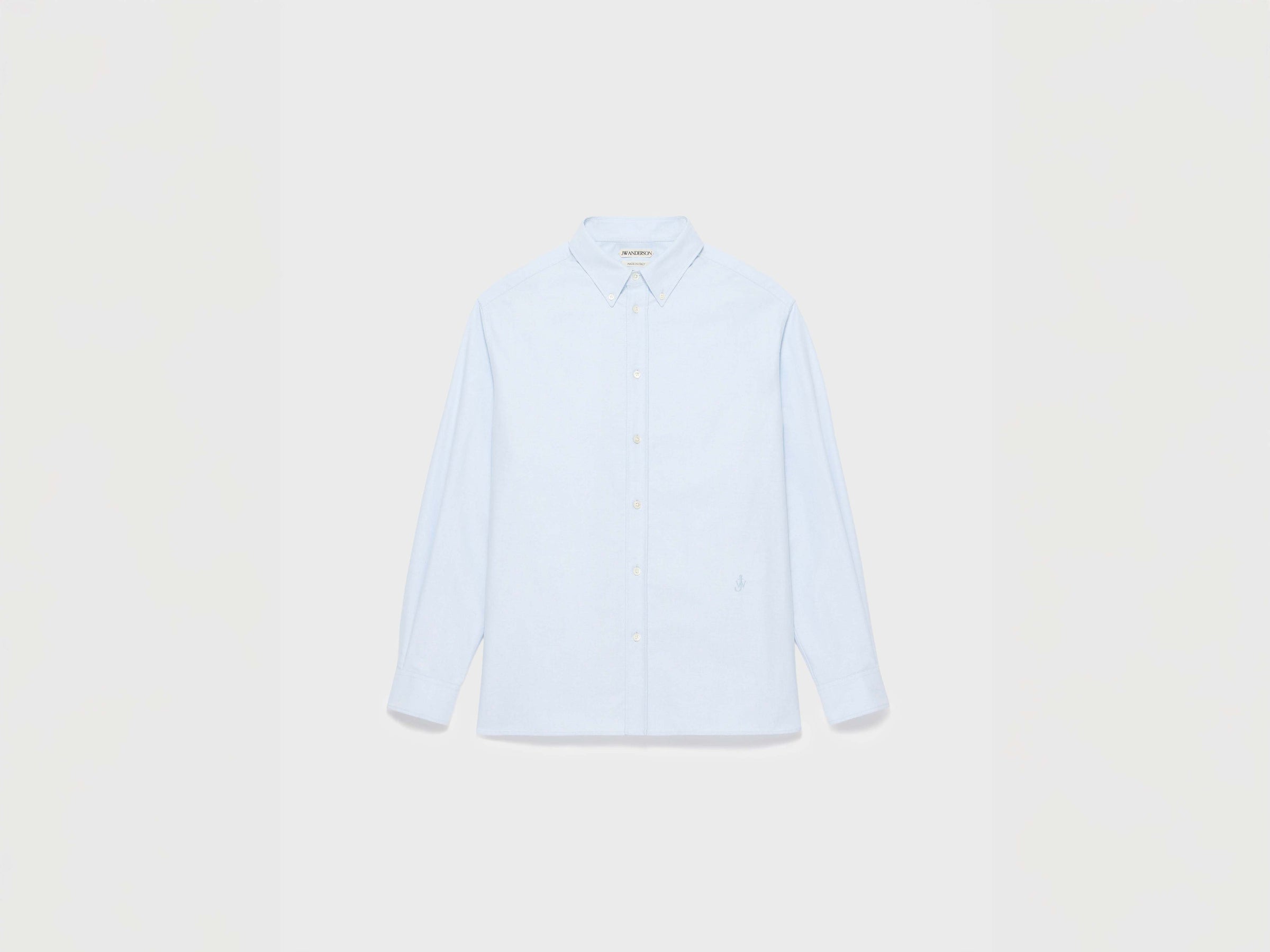MENS CLASSIC SHIRT IN PALE BLUE