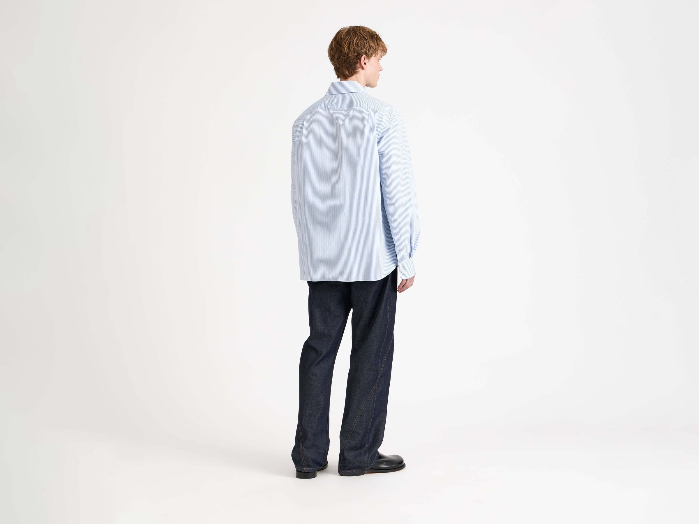 DRESS SHIRT IN BLUE & WHITE