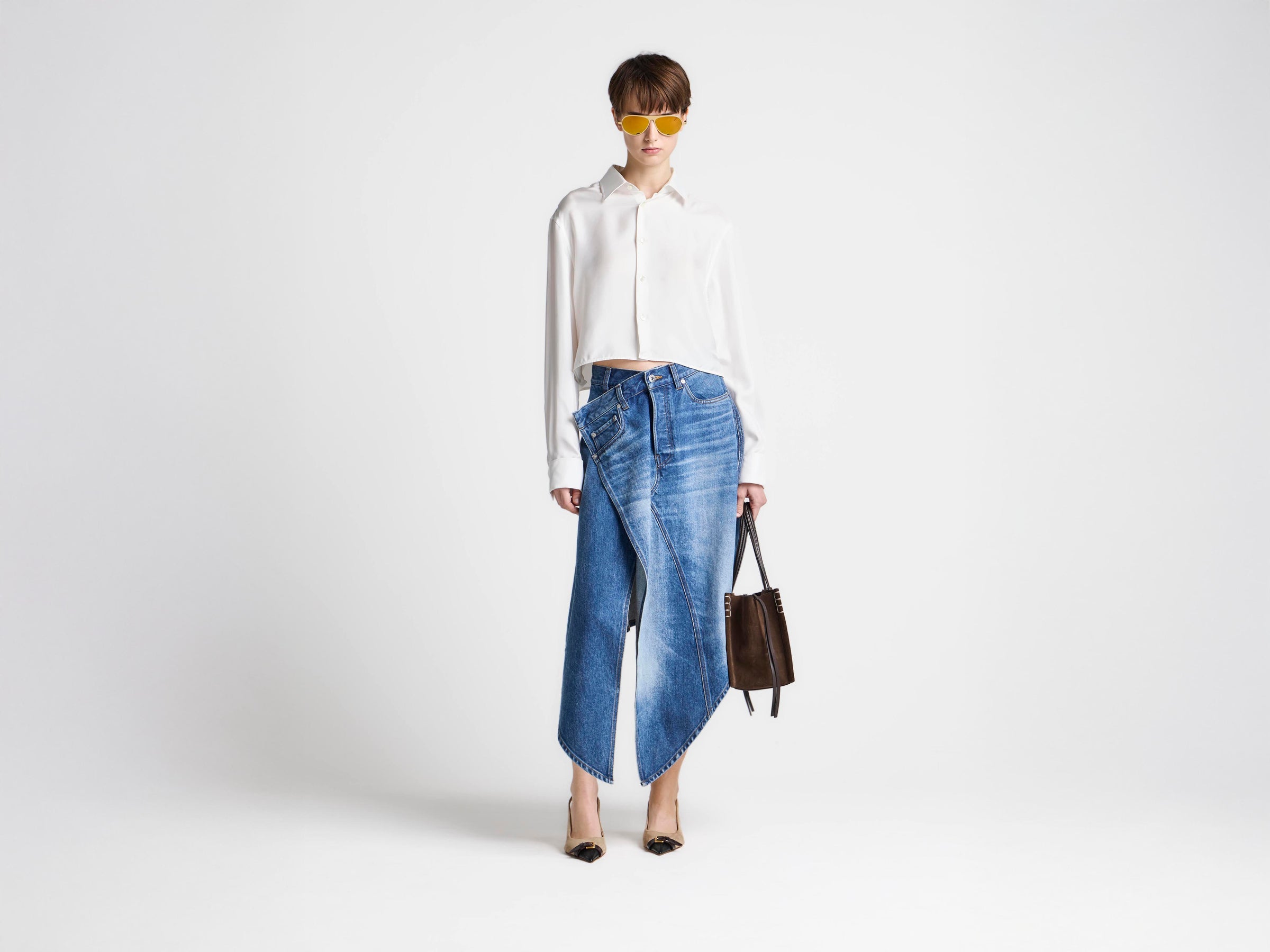WOMENS CROPPED SILK TWILL SHIRT IN OFF-WHITE