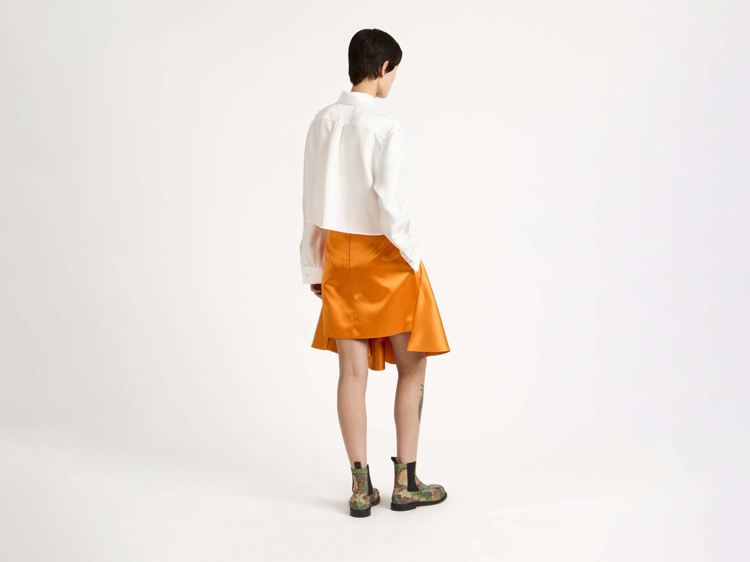 cropped shirt off white Model Back 2