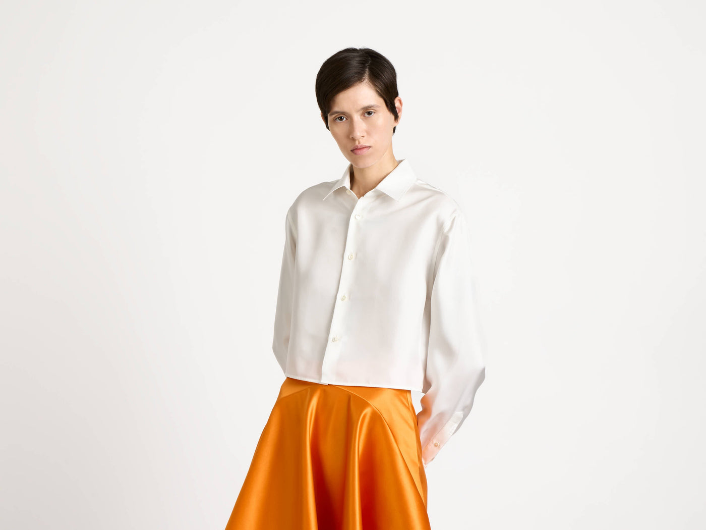 cropped shirt off white Model Detail 8