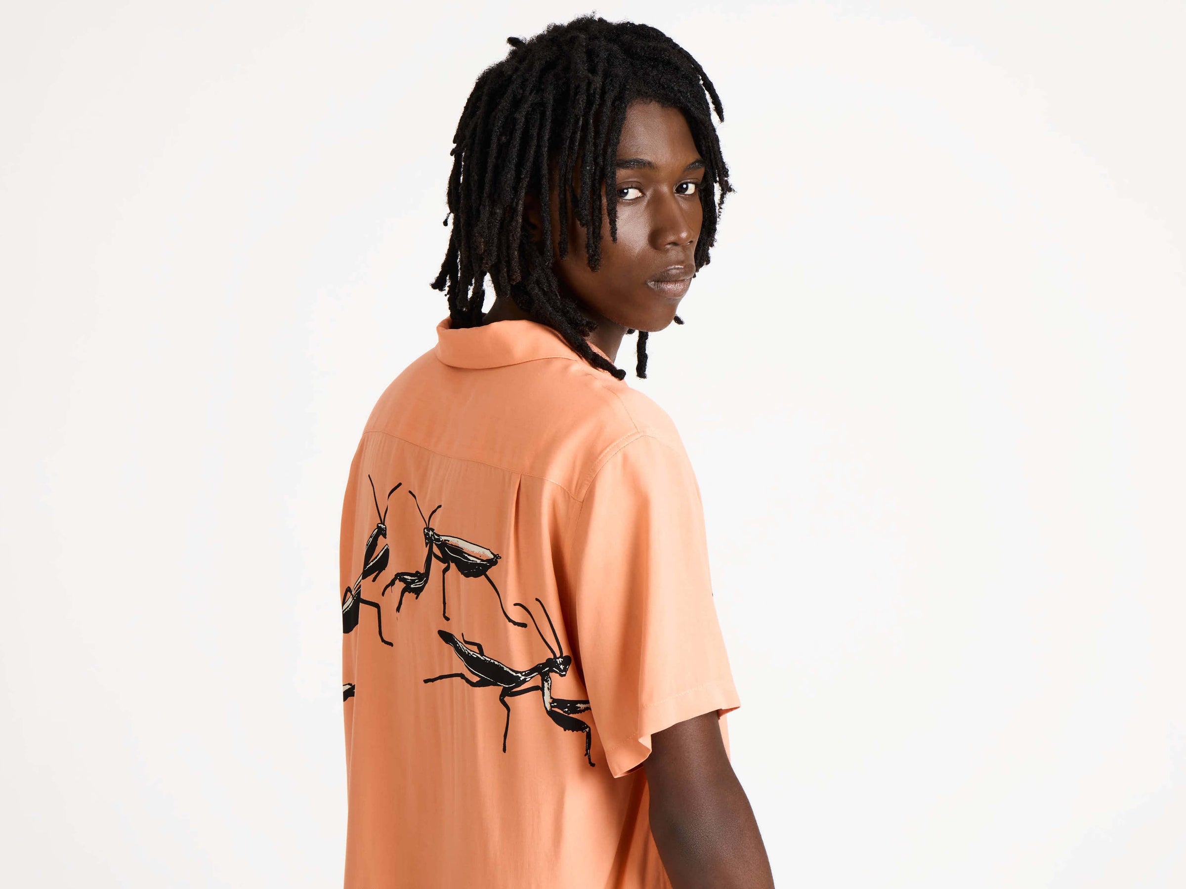 short sleeve camp collar shirt peach Model Detail 8