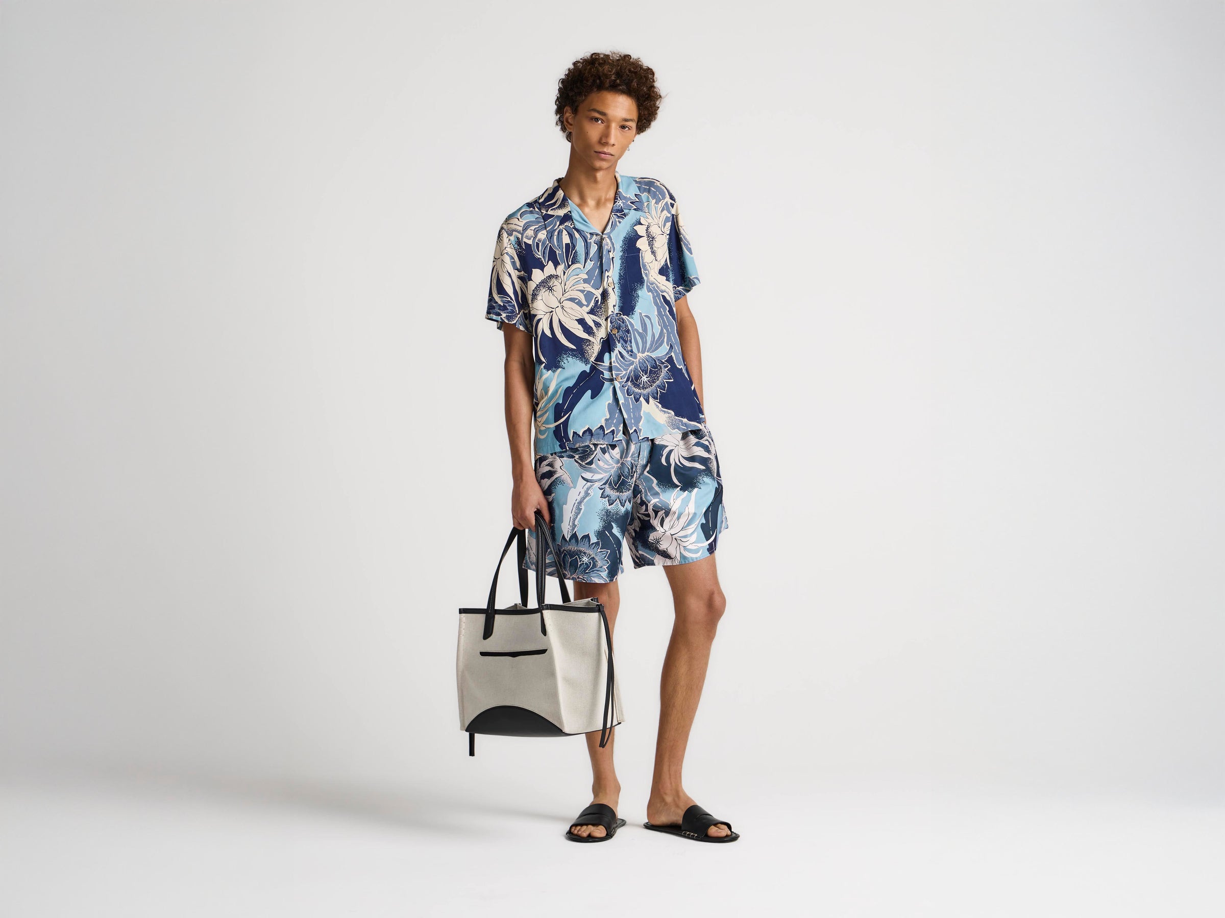 MENS CAMP COLLARED SHIRT IN SAPPHIRE BLUE