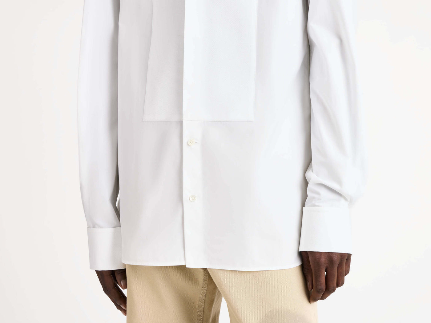 PLEATED FRONT TUXEDO SHIRT IN WHITE