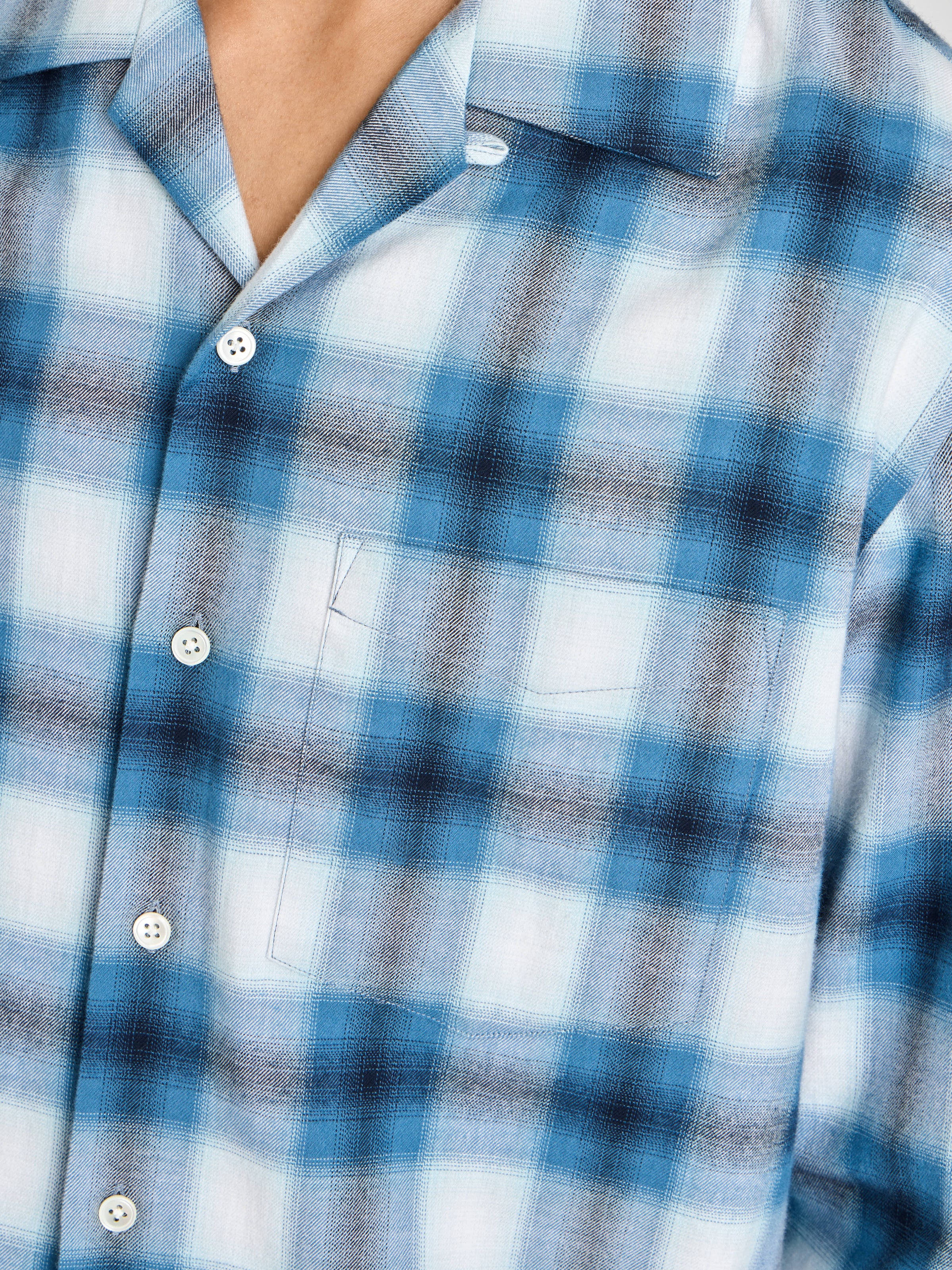 check shirt airforce blue 1 Model Detail 3