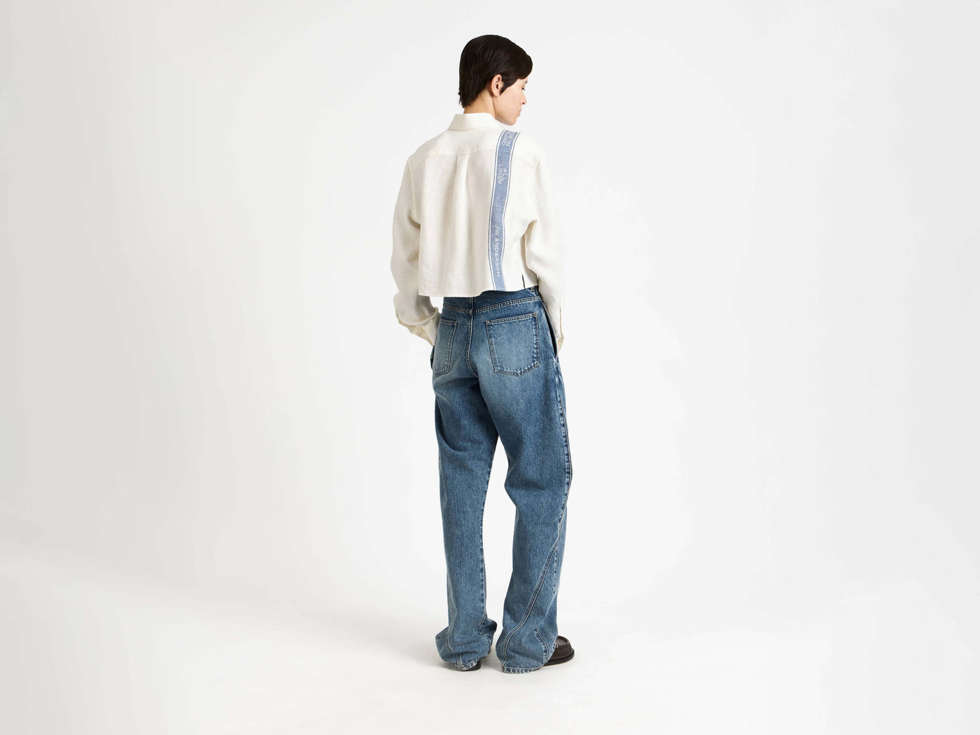 WOMENS CROPPED SHIRT IN OFF WHITE & BLUE