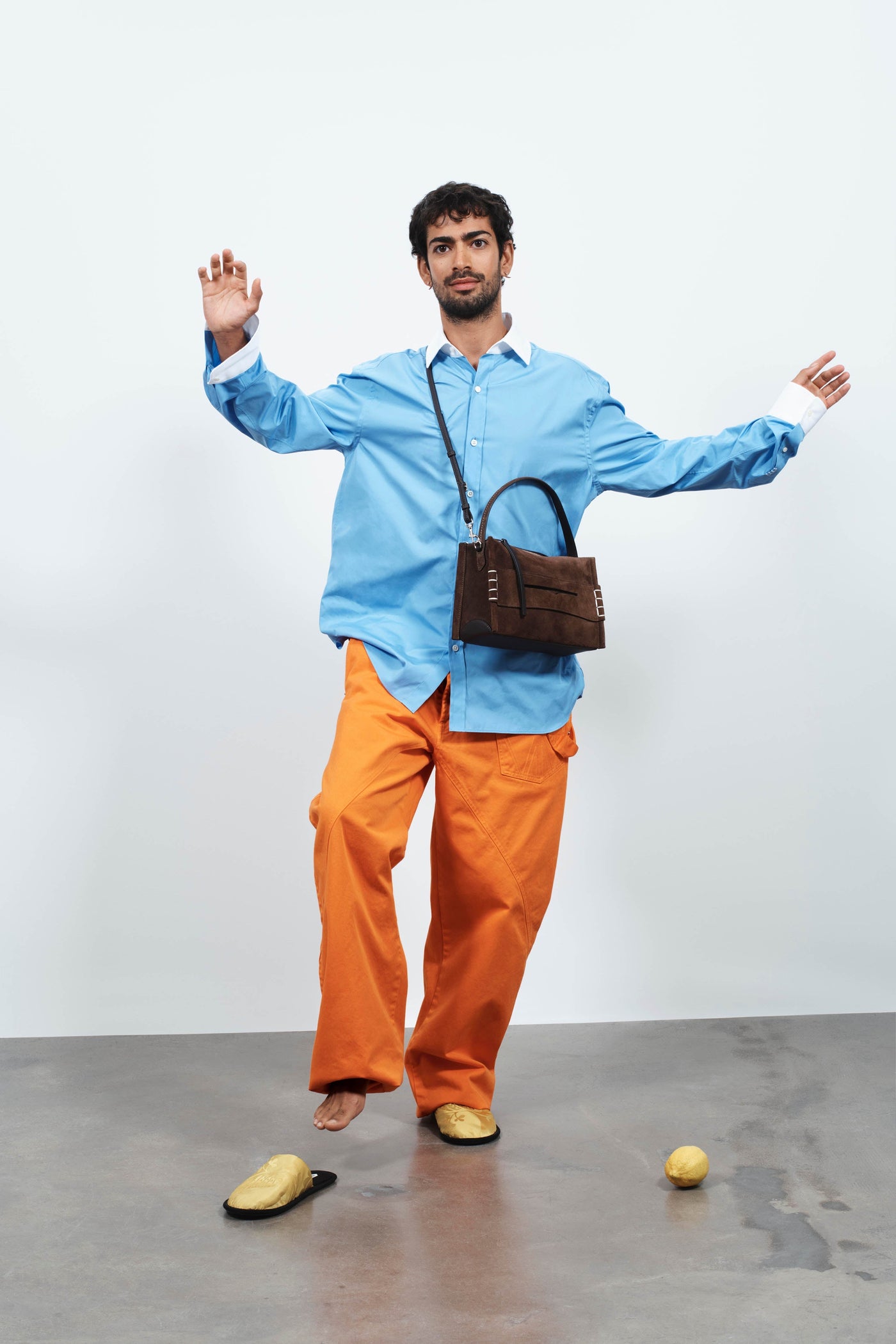 CONTRAST COLLAR DRESS SHIRT IN CORNFLOWER BLUE