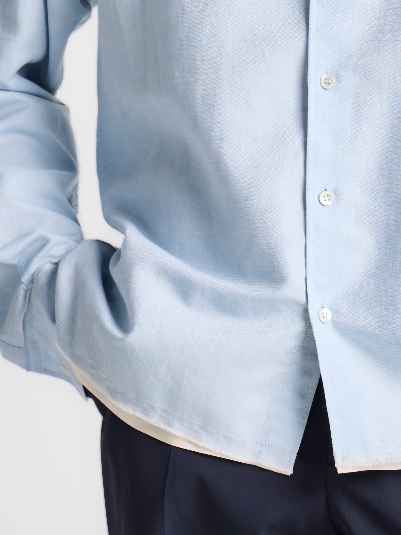 MENS RAW EDGE SHIRT IN PALE BLUE