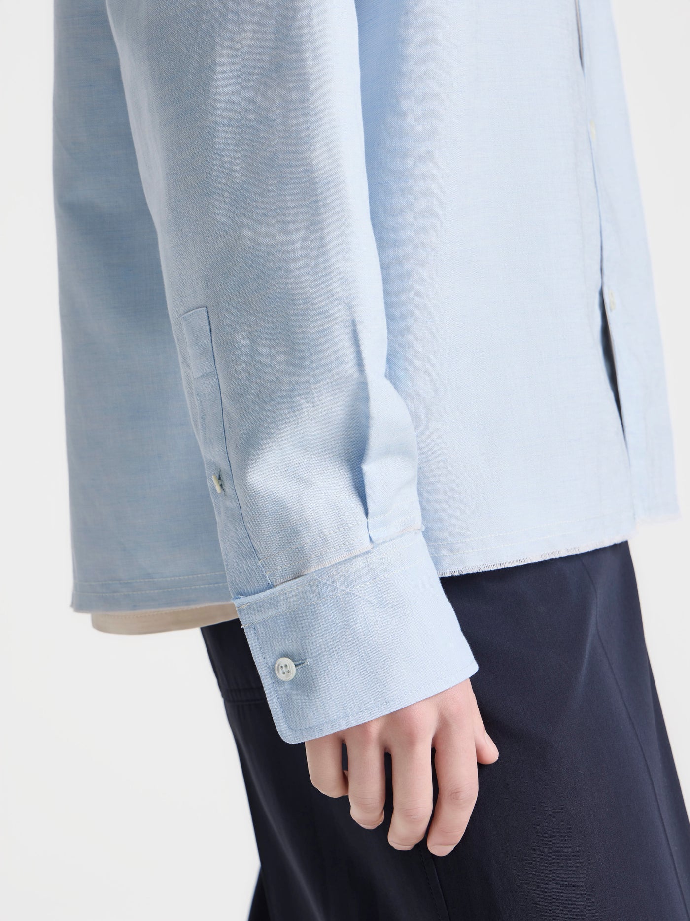 MENS RAW EDGE SHIRT IN PALE BLUE