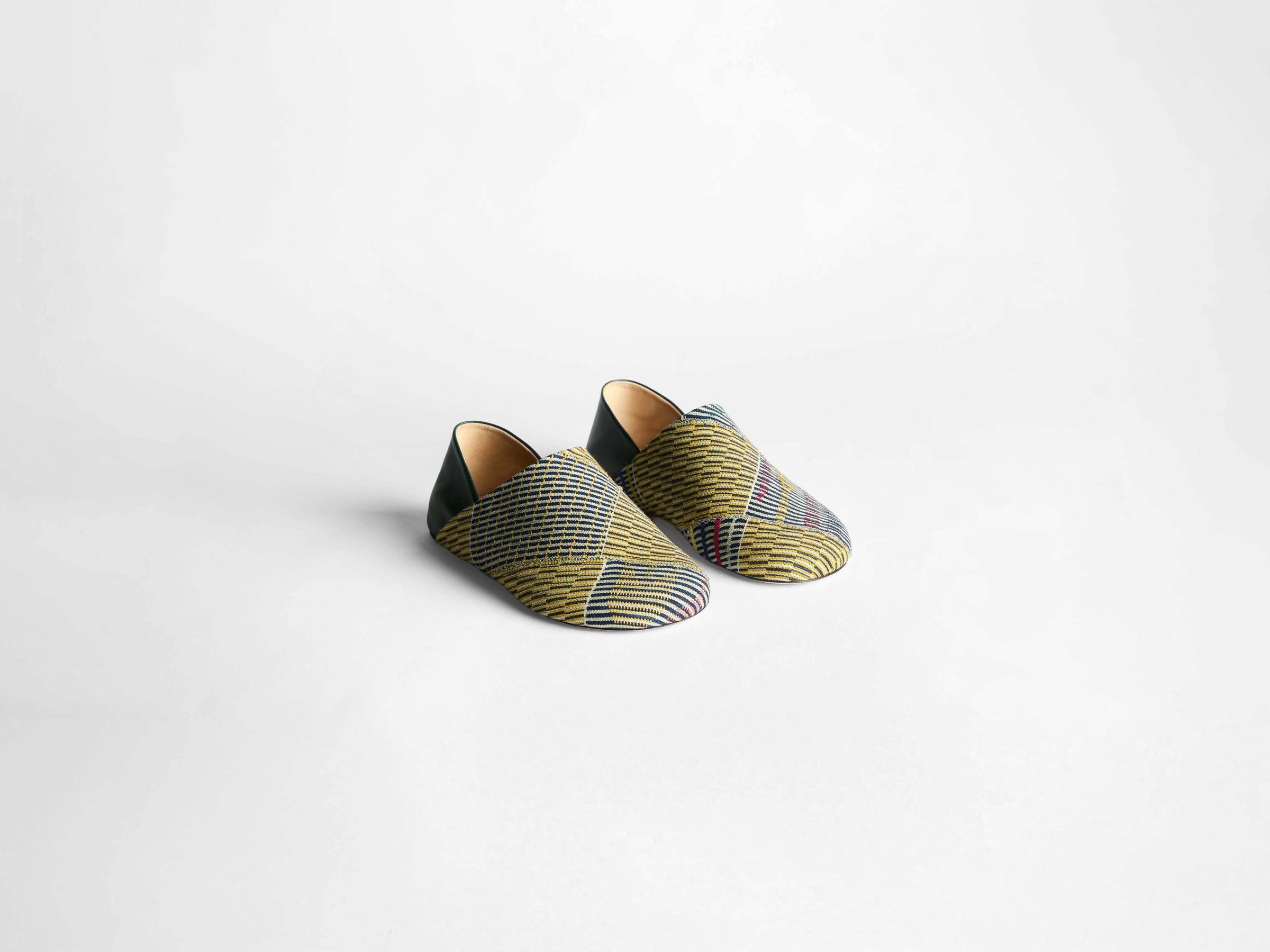 babouche w yellow multi Product Angle 2