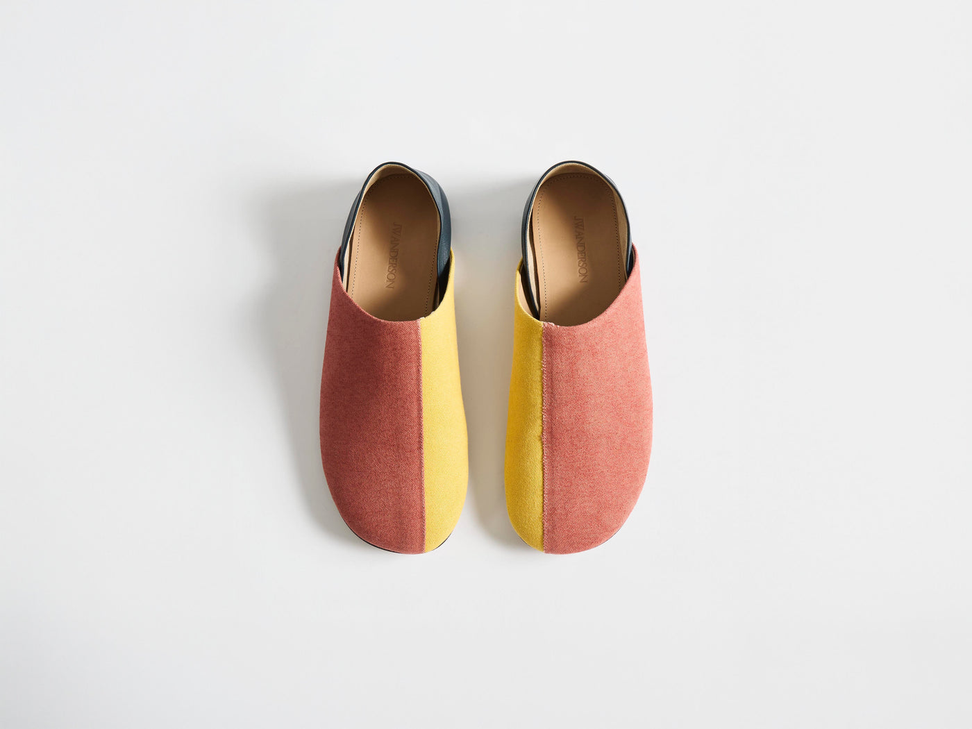 WOMENS SLIPPER MULES IN RUST & MULTI
