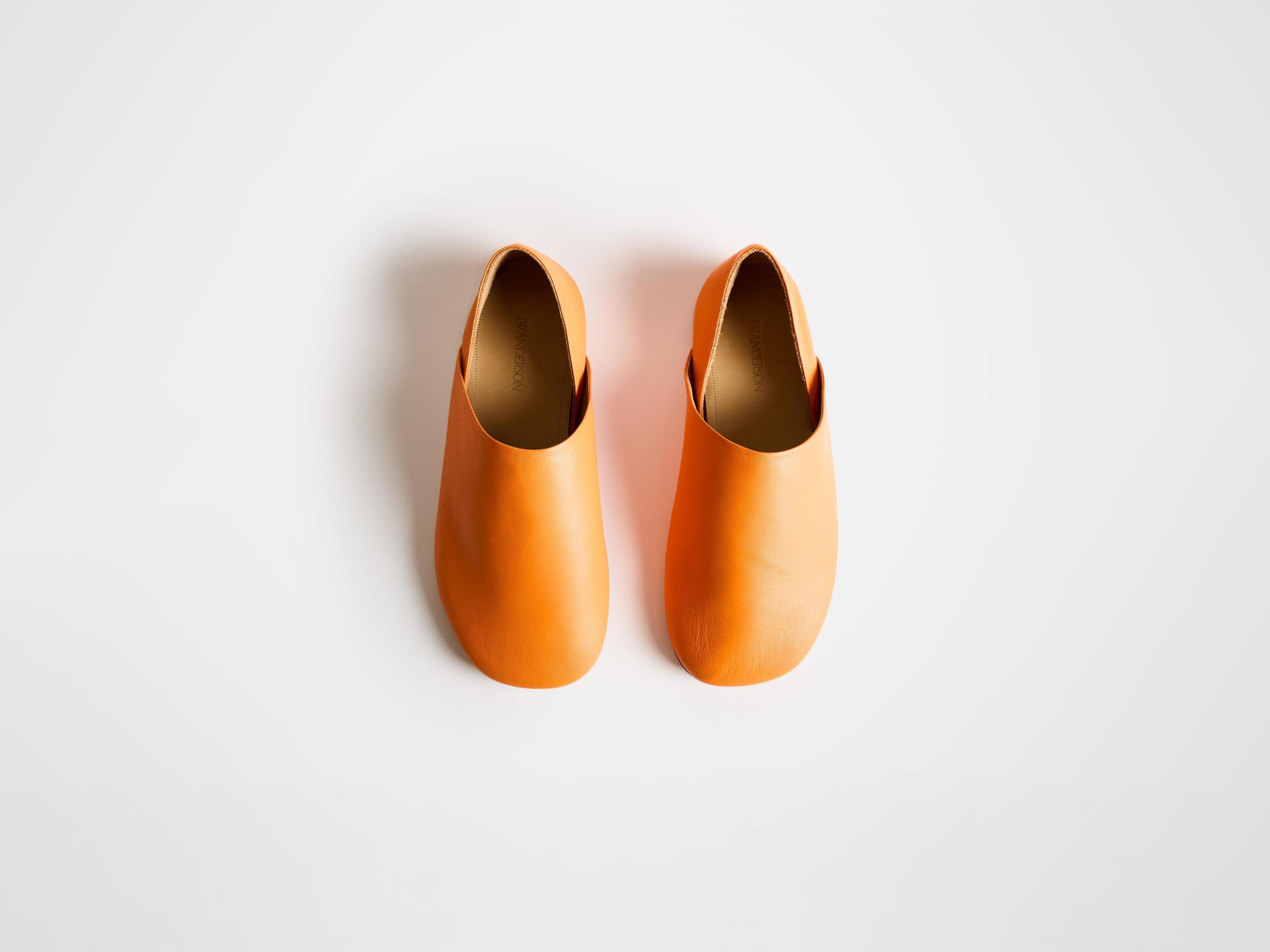 babouche w orange Product Front 2