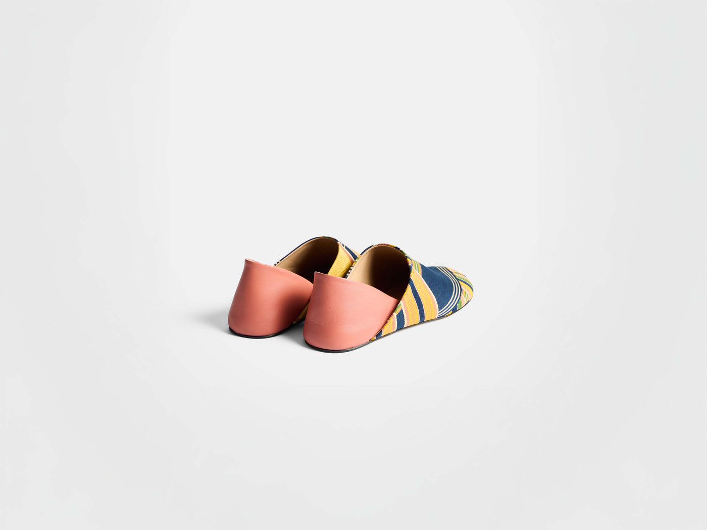 MENS SLIPPER MULES IN PINK/MULTI
