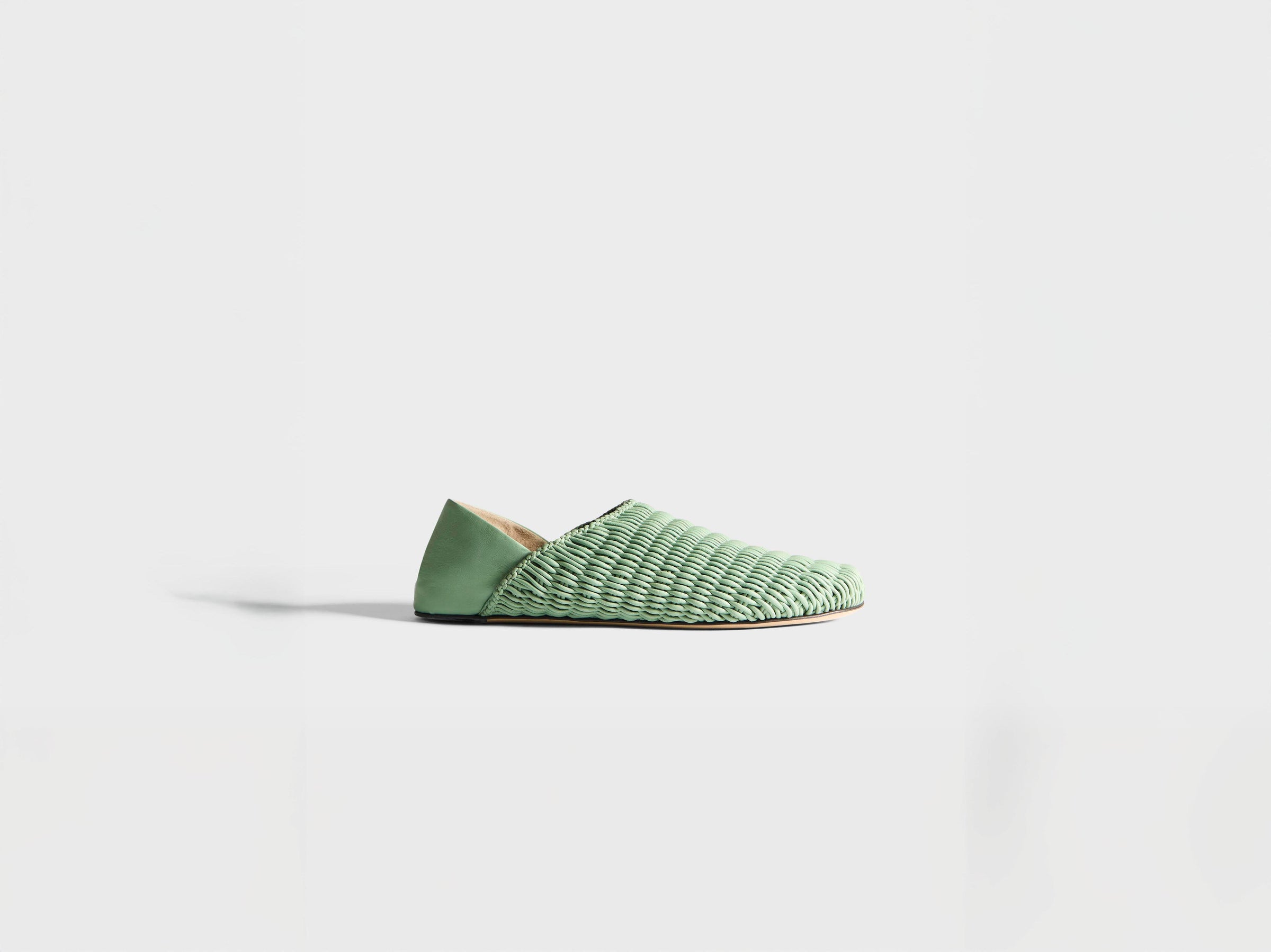 MENS SLIPPER MULES IN SAGE-GREEN WOVEN LEATHER