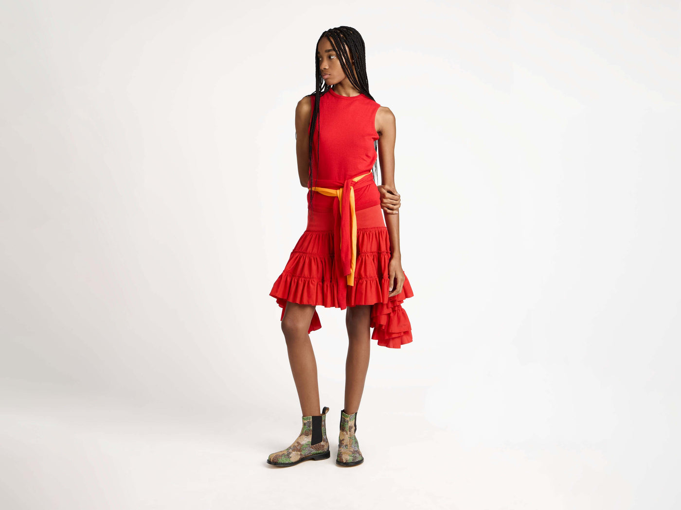 ruffle skirt red Model Front 3