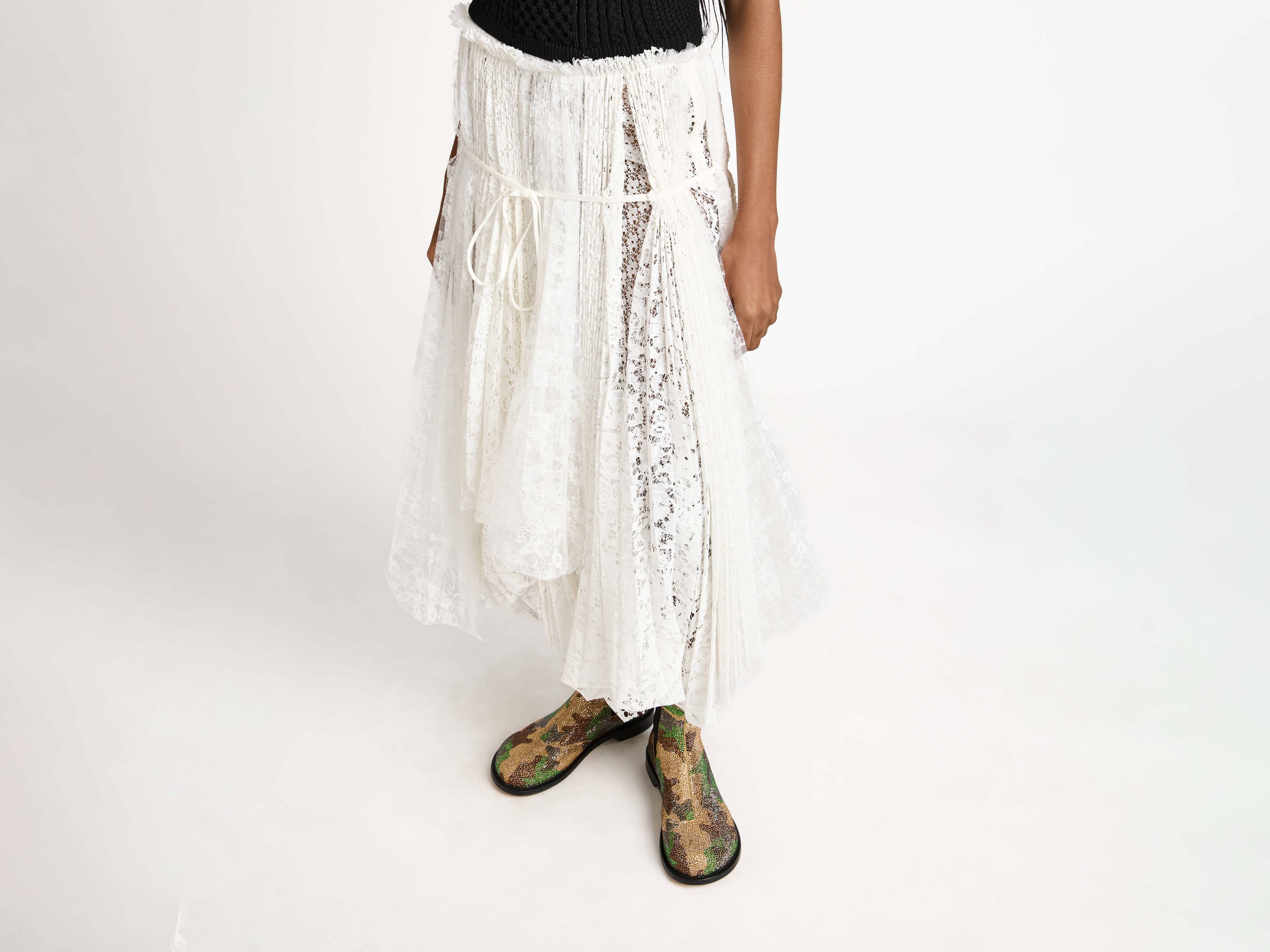 WOMENS MIXED LACE LONGLINE SKIRT IN WHITE in WHITE