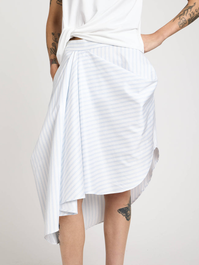 ASYMMETRIC DRAPED SKIRT IN WHITE & BLUE