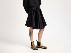 tipped hem skirt black Model Detail 1