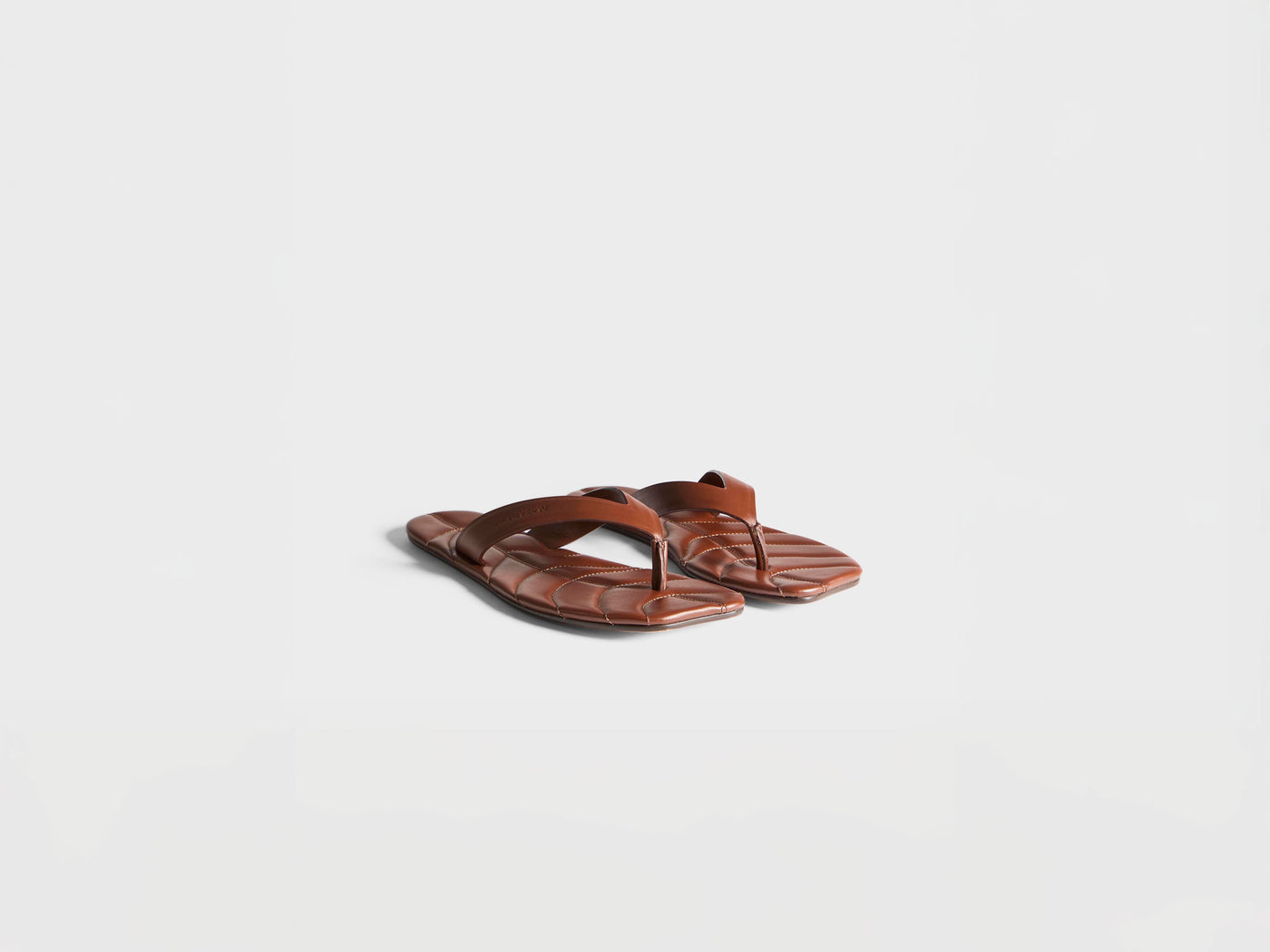 WOMENS LEATHER LEAF SLIDES IN BROWN