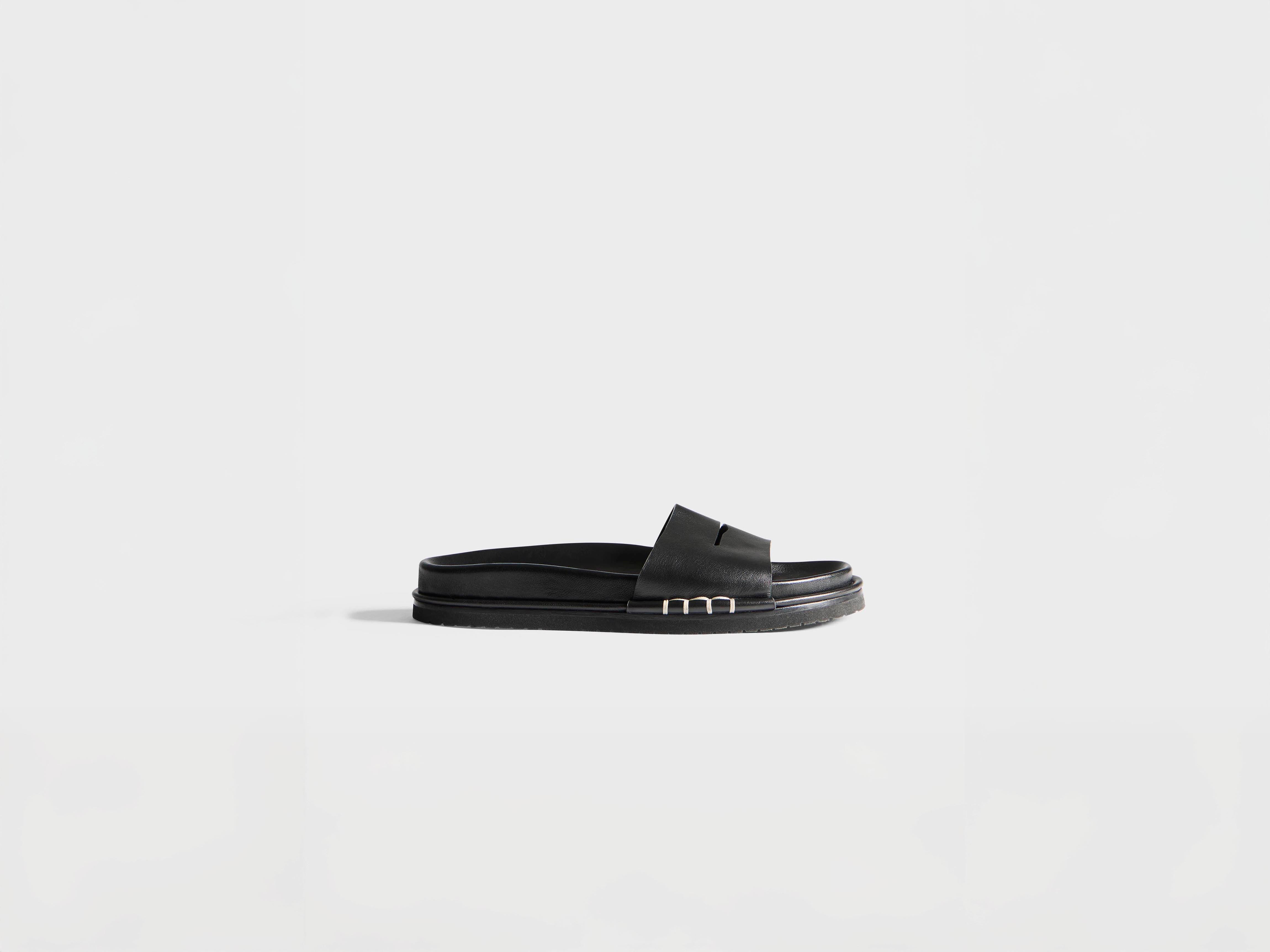 WOMENS FUSSBETT LOAFER LEATHER SLIDES IN BLACK in BLACK