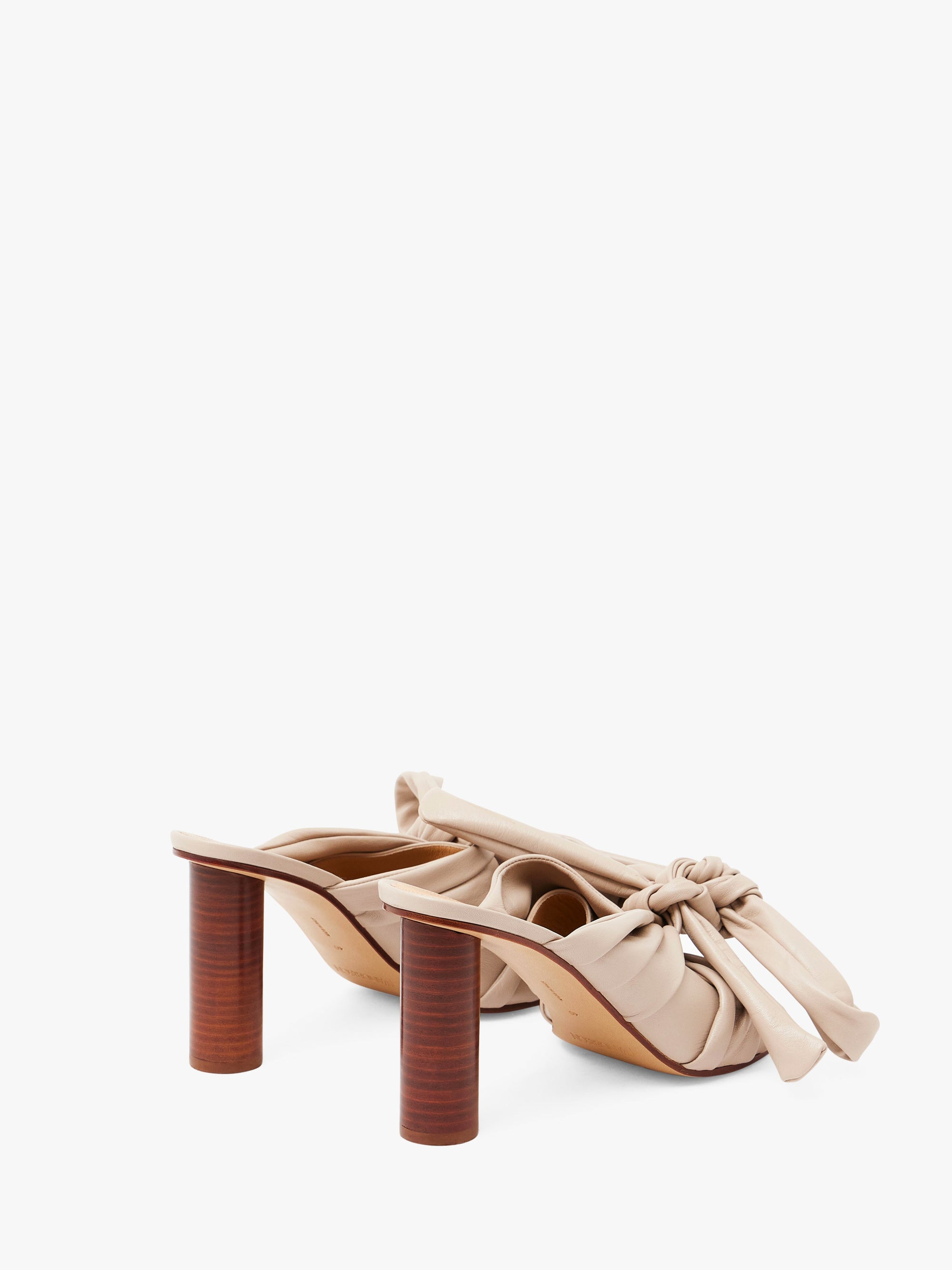 BOW HEELED MULES