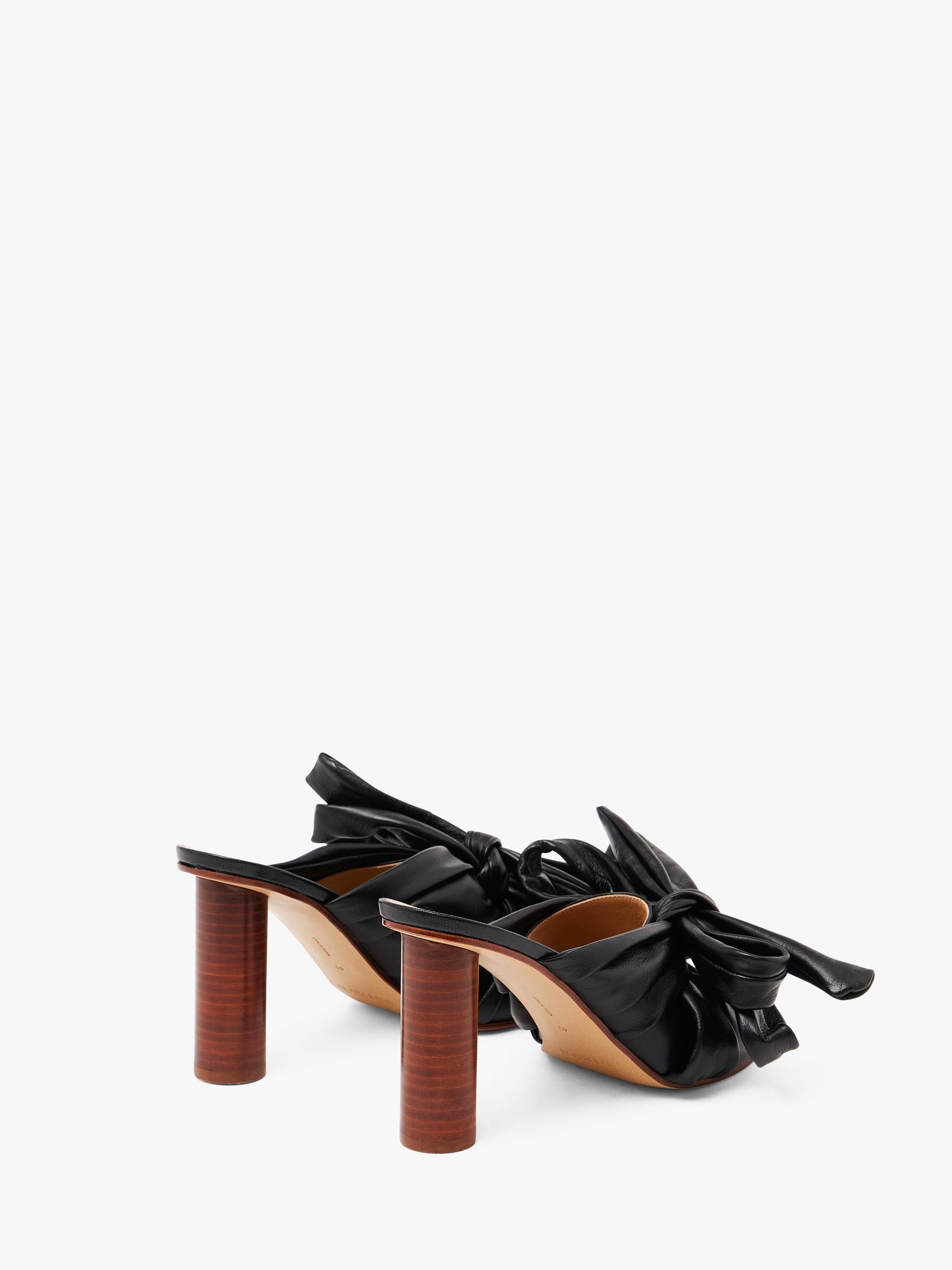 BOW HEELED MULES