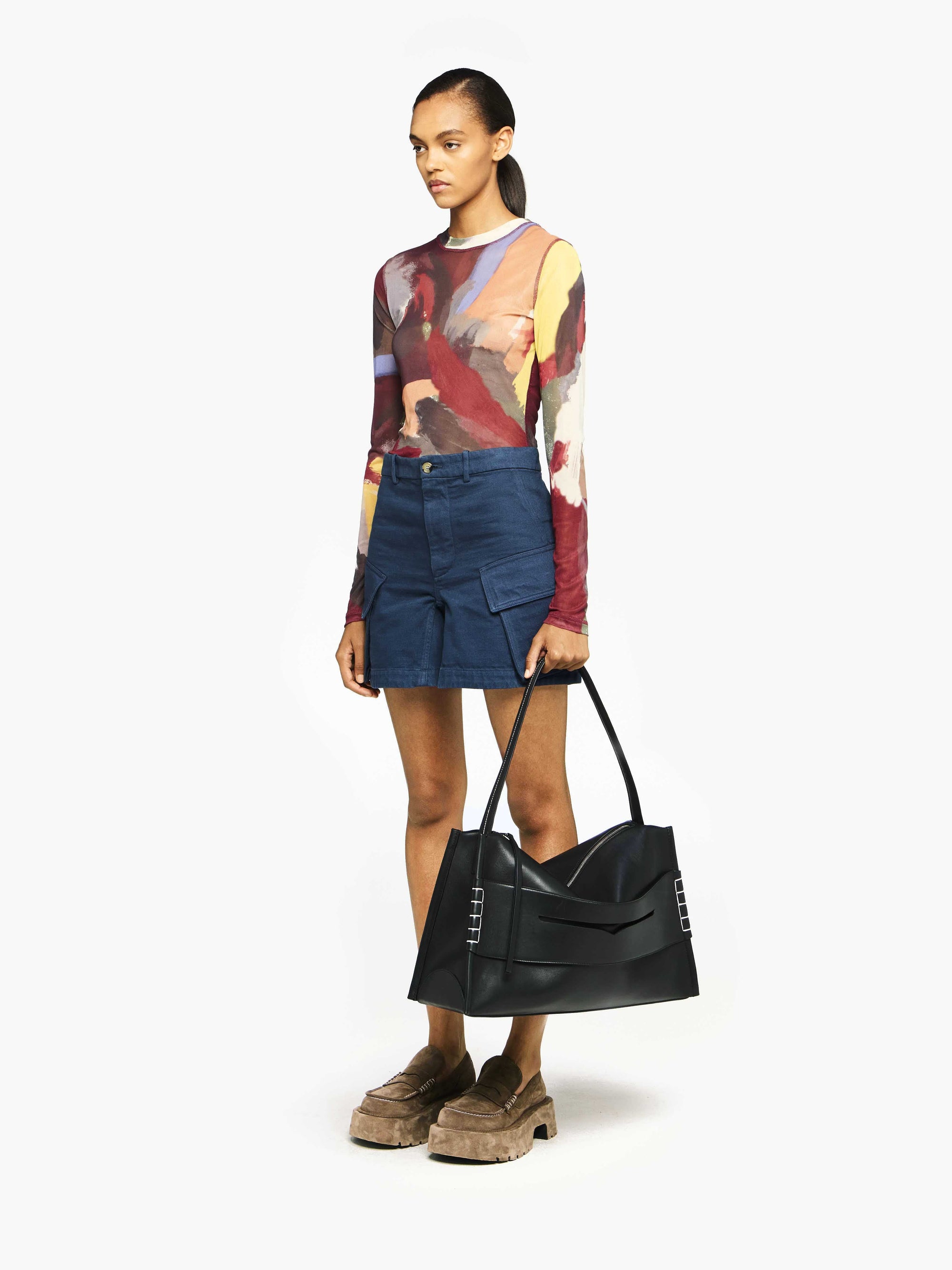 HIGH-WAISTED CARGO TWILL SHORTS