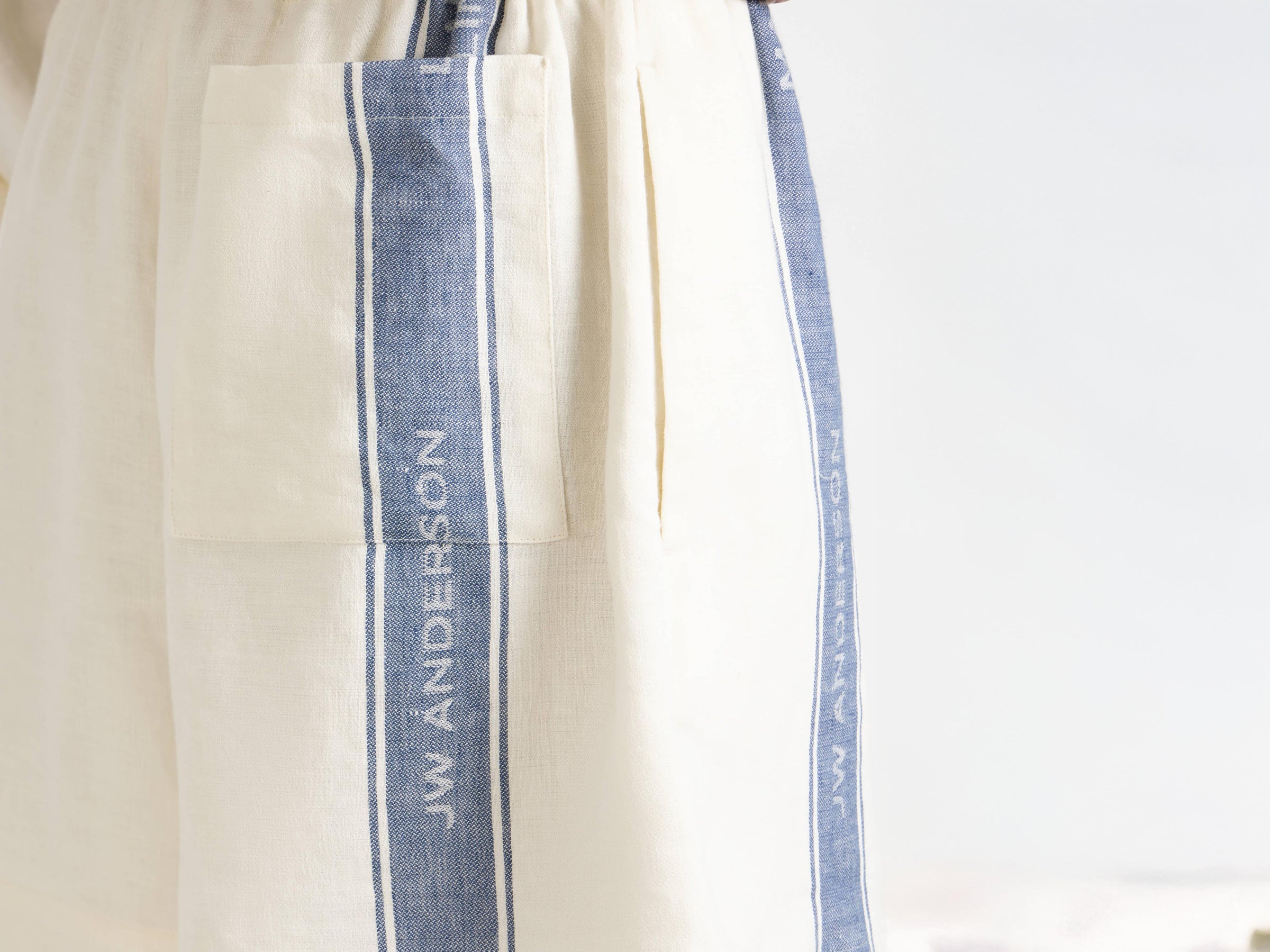 shorts off white blue 1 Model Detail 3