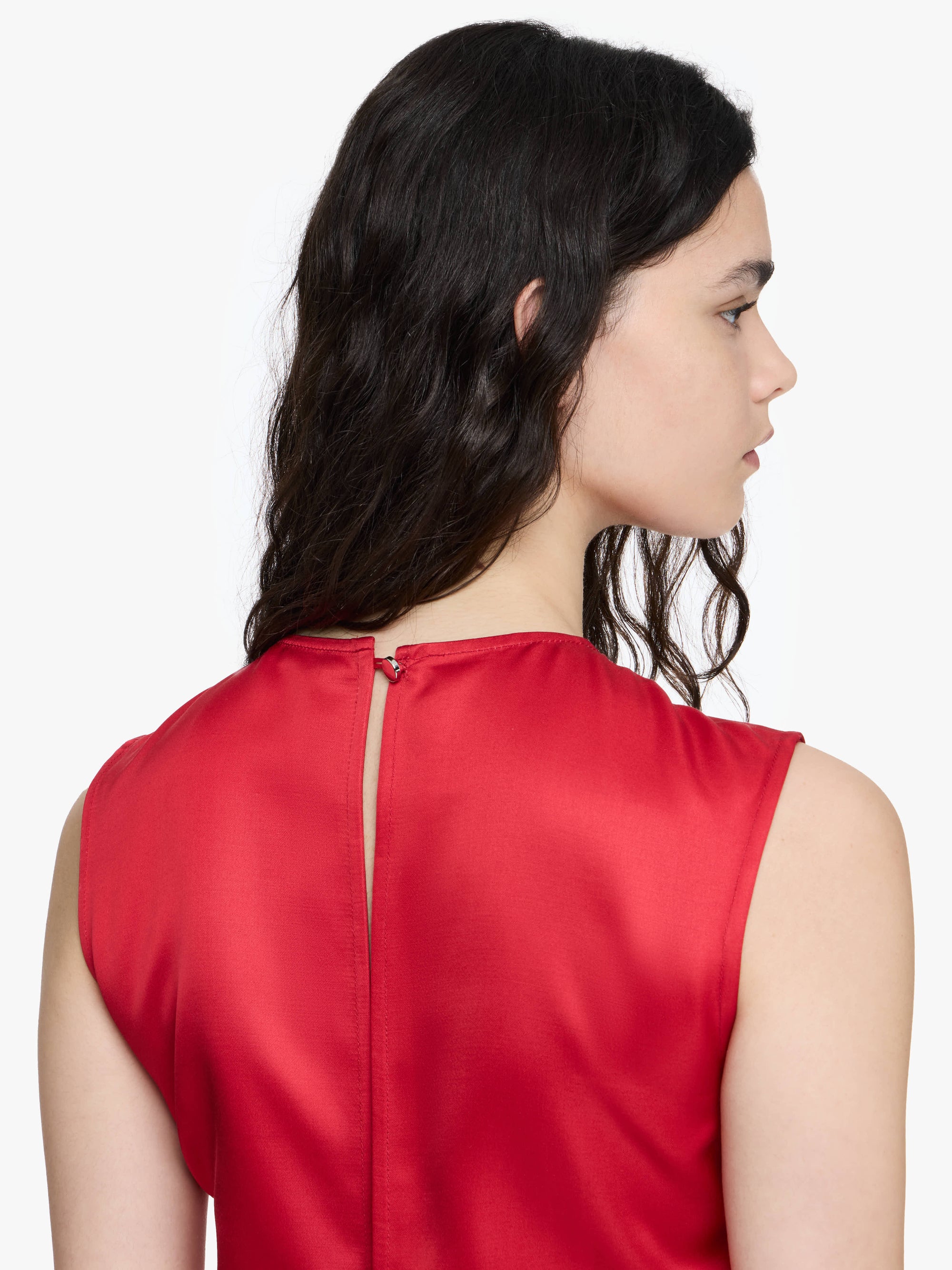 DRAPED HEM SLEEVELESS TOP