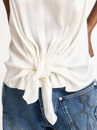 front knot top off white Model Detail 1