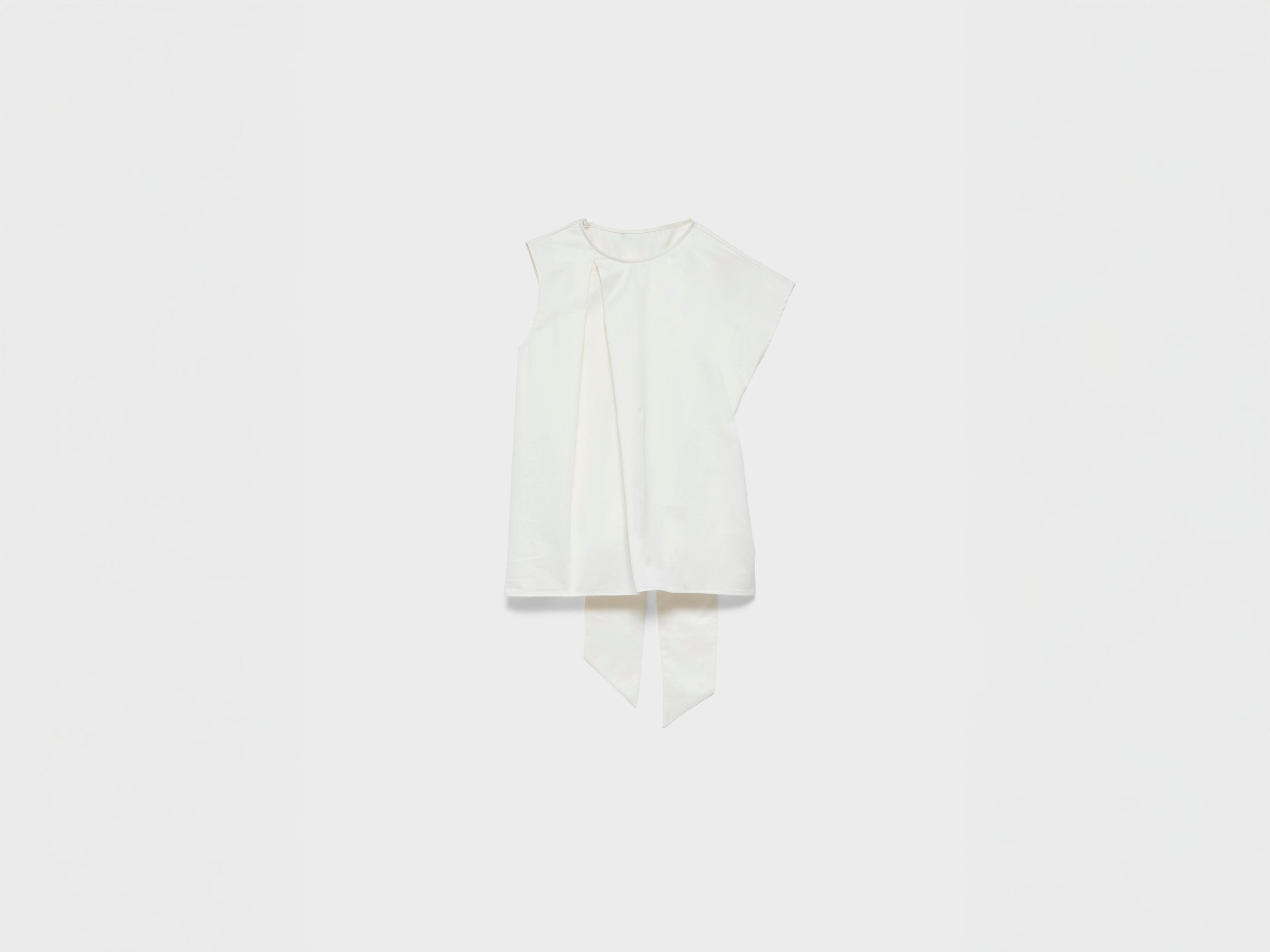 WOMENS SCULPTURAL SLEEVELESS TOP IN IVORY