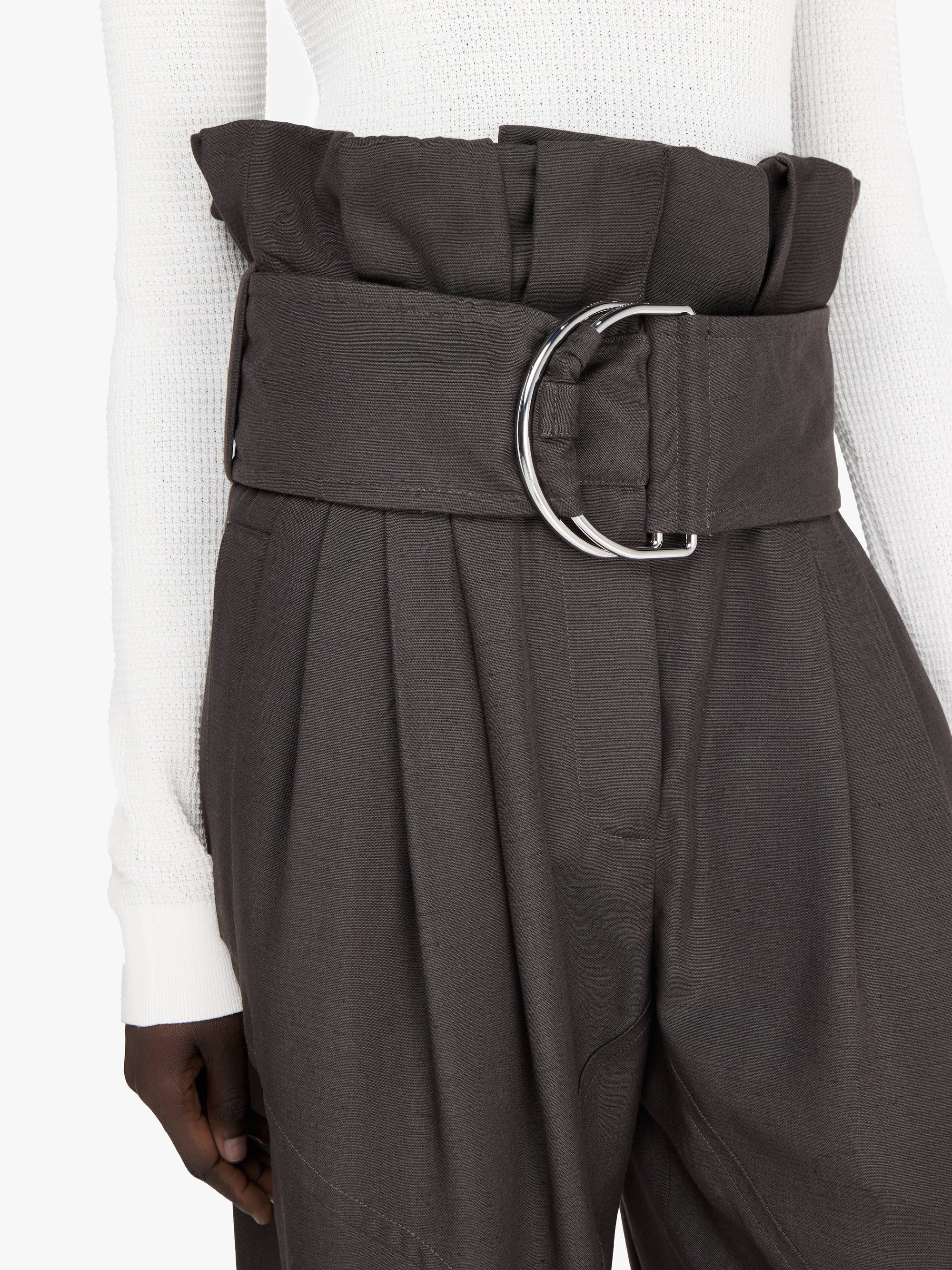 GATHERED WAIST D-RING TROUSERS