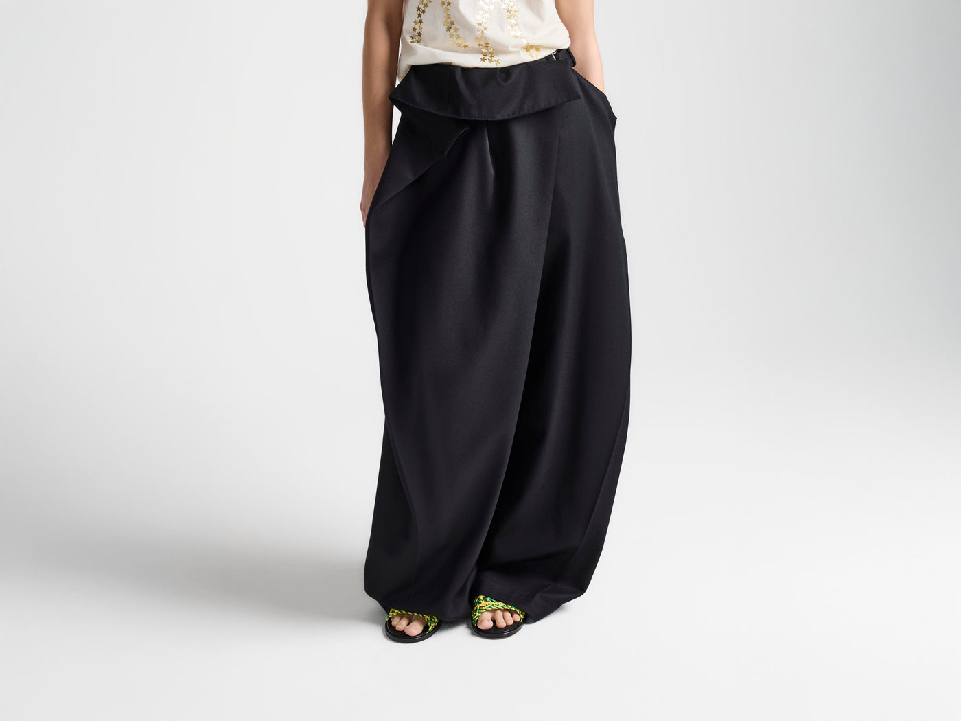 WOMENS FOLD OVER TROUSERS IN BLACK