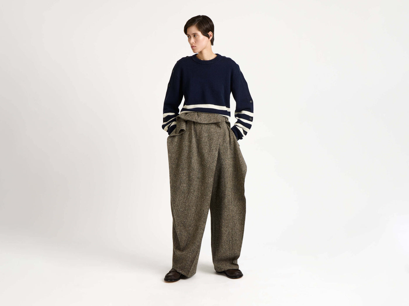 FOLD OVER TROUSERS IN BLACK & BEIGE