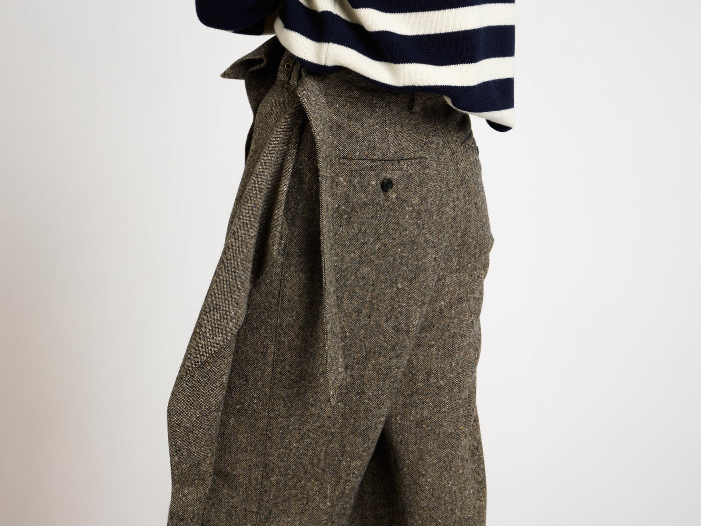FOLD OVER TROUSERS IN BLACK & BEIGE