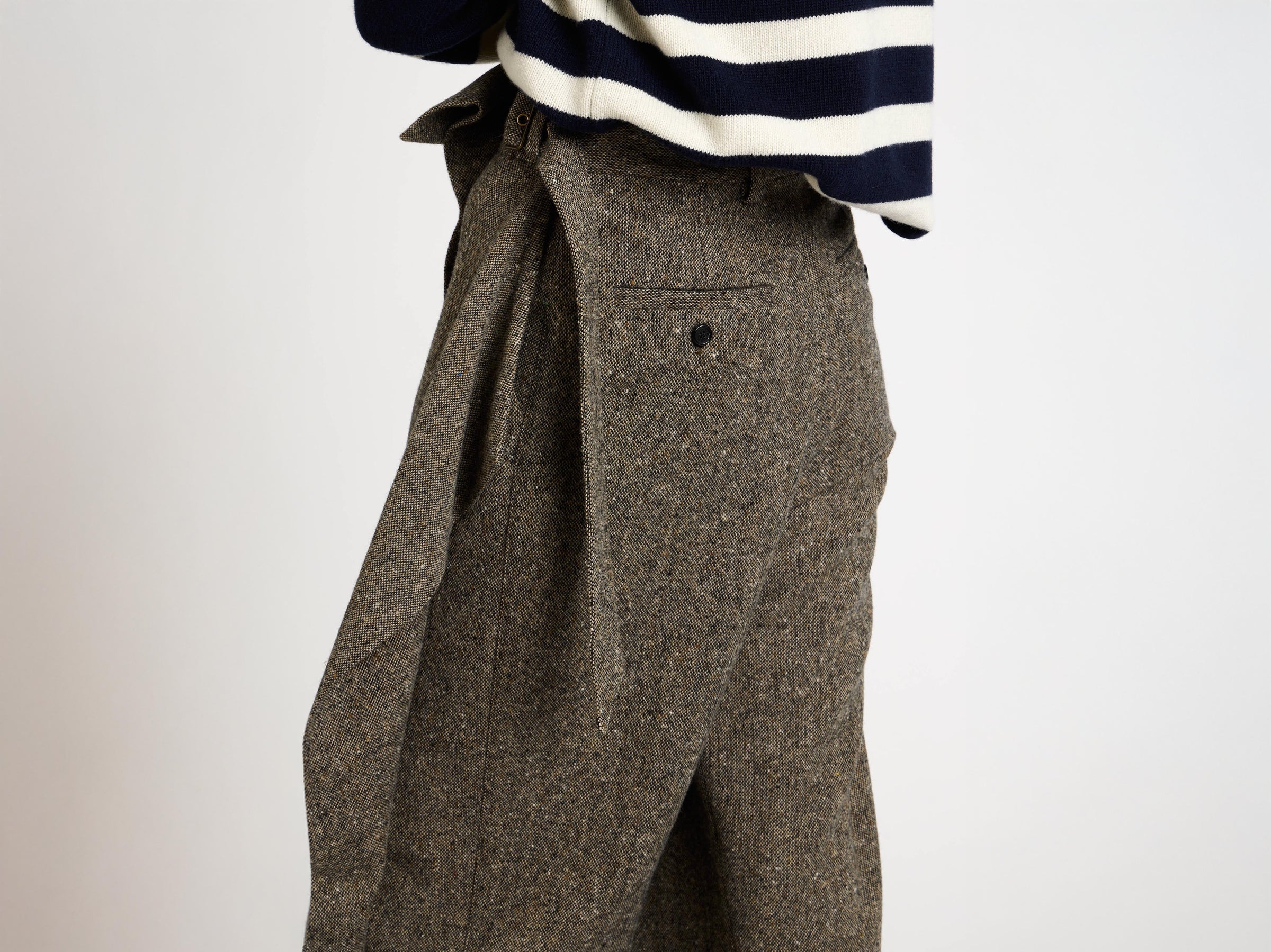 FOLD OVER TROUSERS IN BLACK & BEIGE