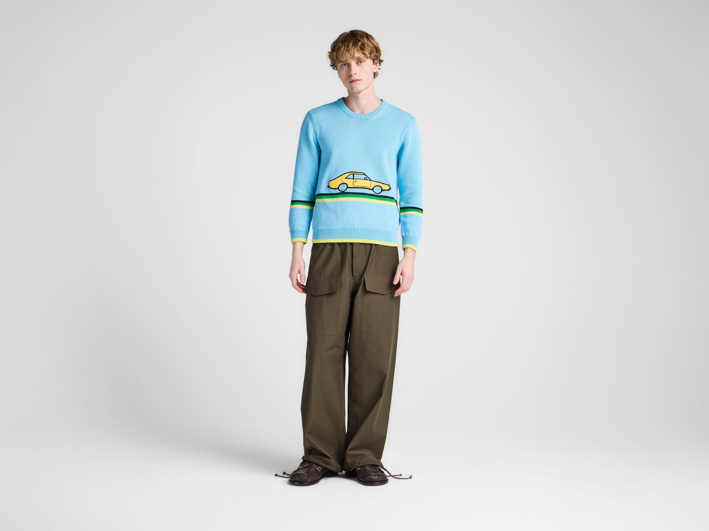 MENS PARACHUTE TRACK PANTS IN MILITARY GREEN