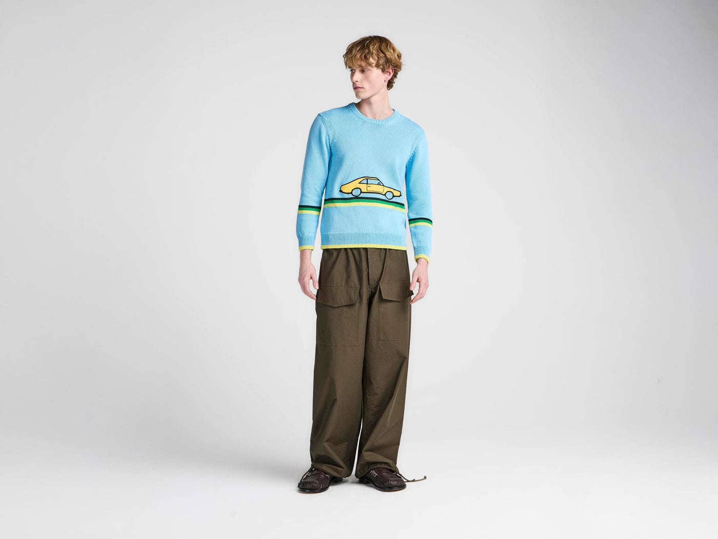 MENS PARACHUTE TRACK PANTS IN MILITARY GREEN